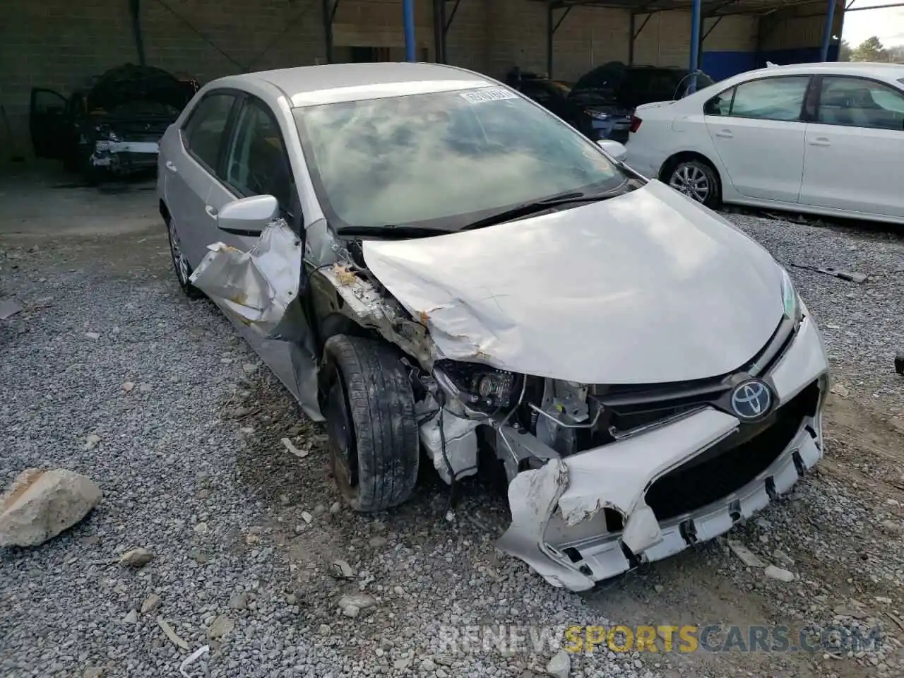 1 Photograph of a damaged car 2T1BURHE0KC219227 TOYOTA COROLLA 2019