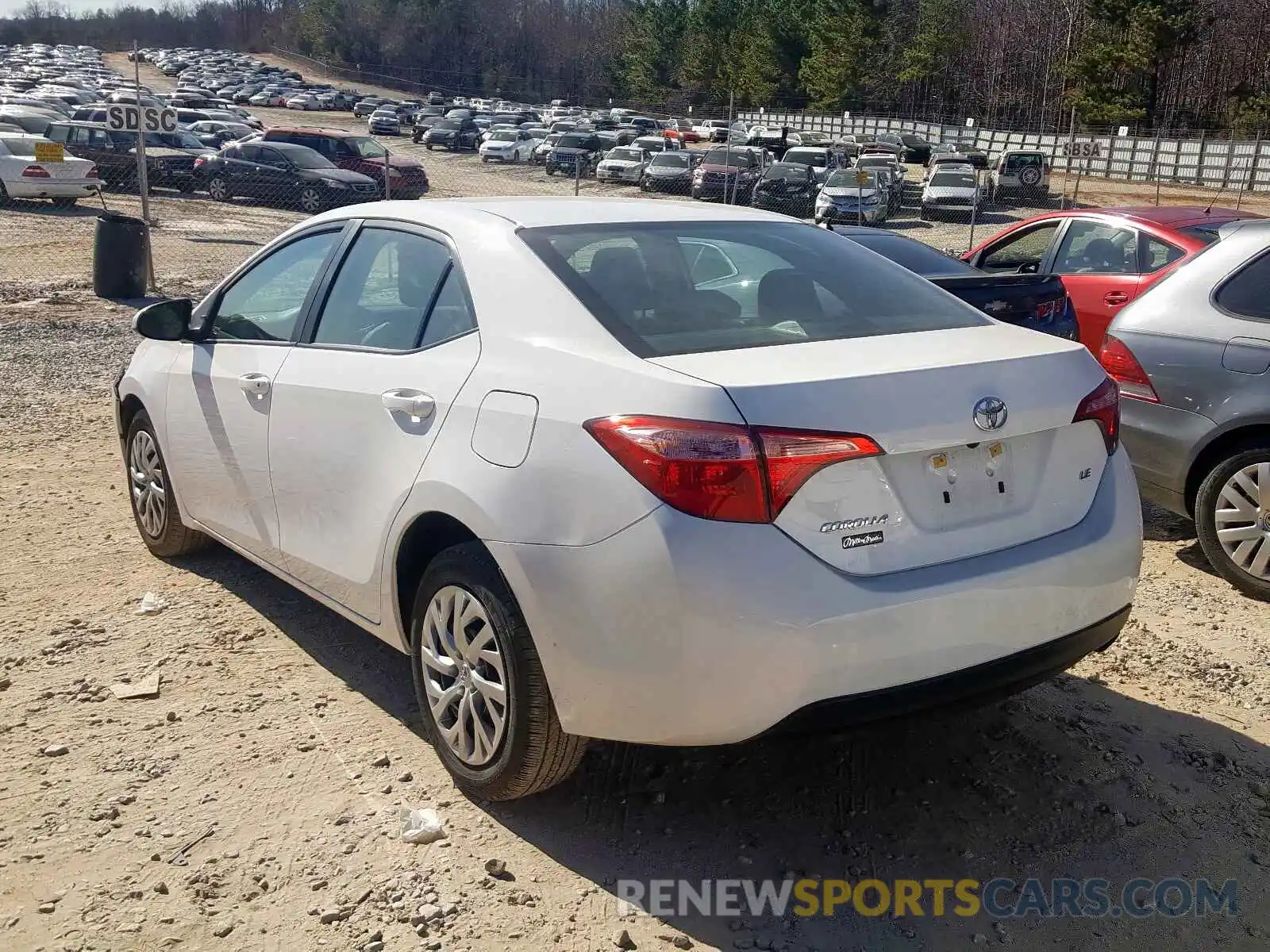 3 Photograph of a damaged car 2T1BURHE0KC219812 TOYOTA COROLLA 2019