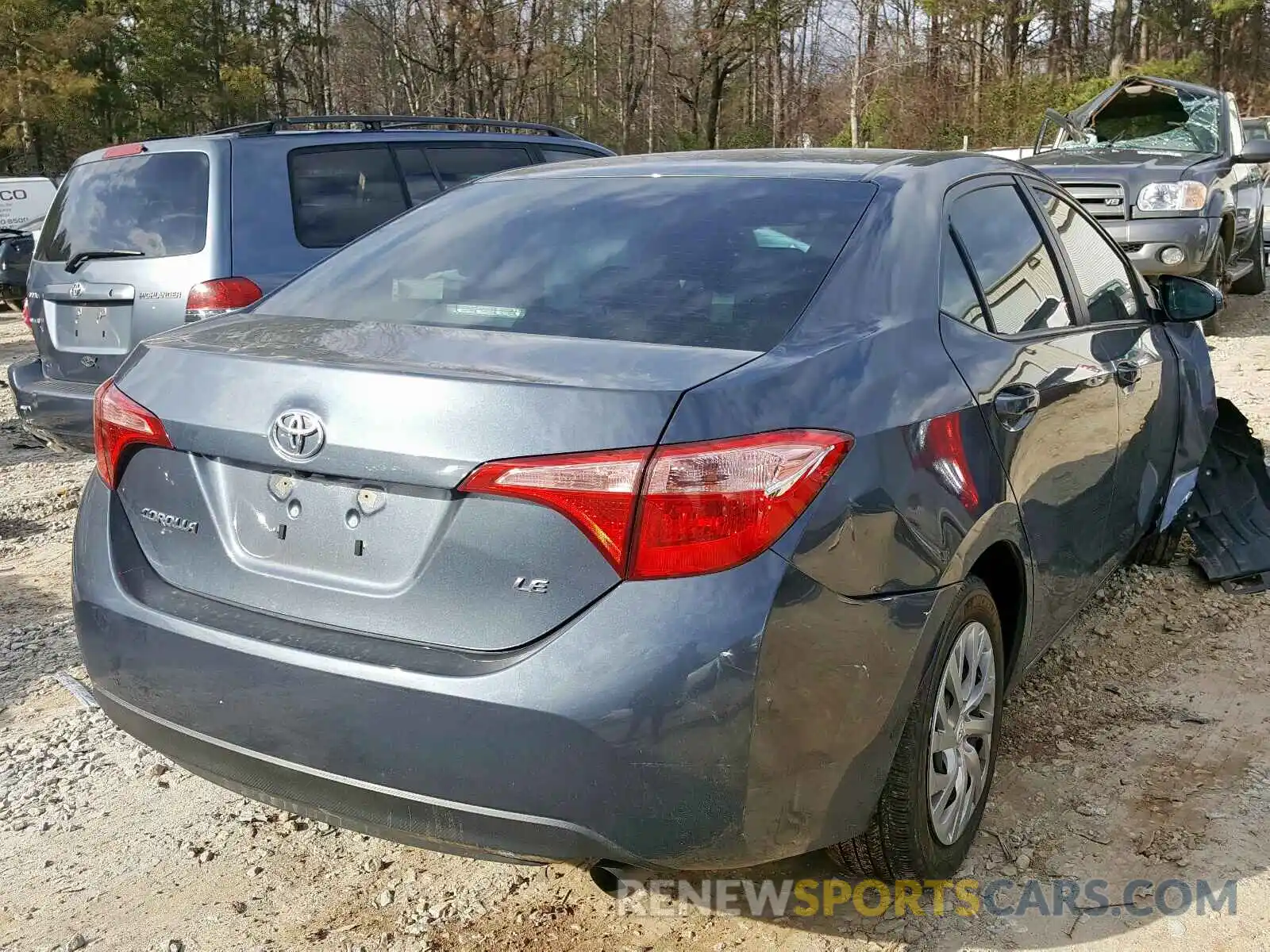 4 Photograph of a damaged car 2T1BURHE0KC220006 TOYOTA COROLLA 2019