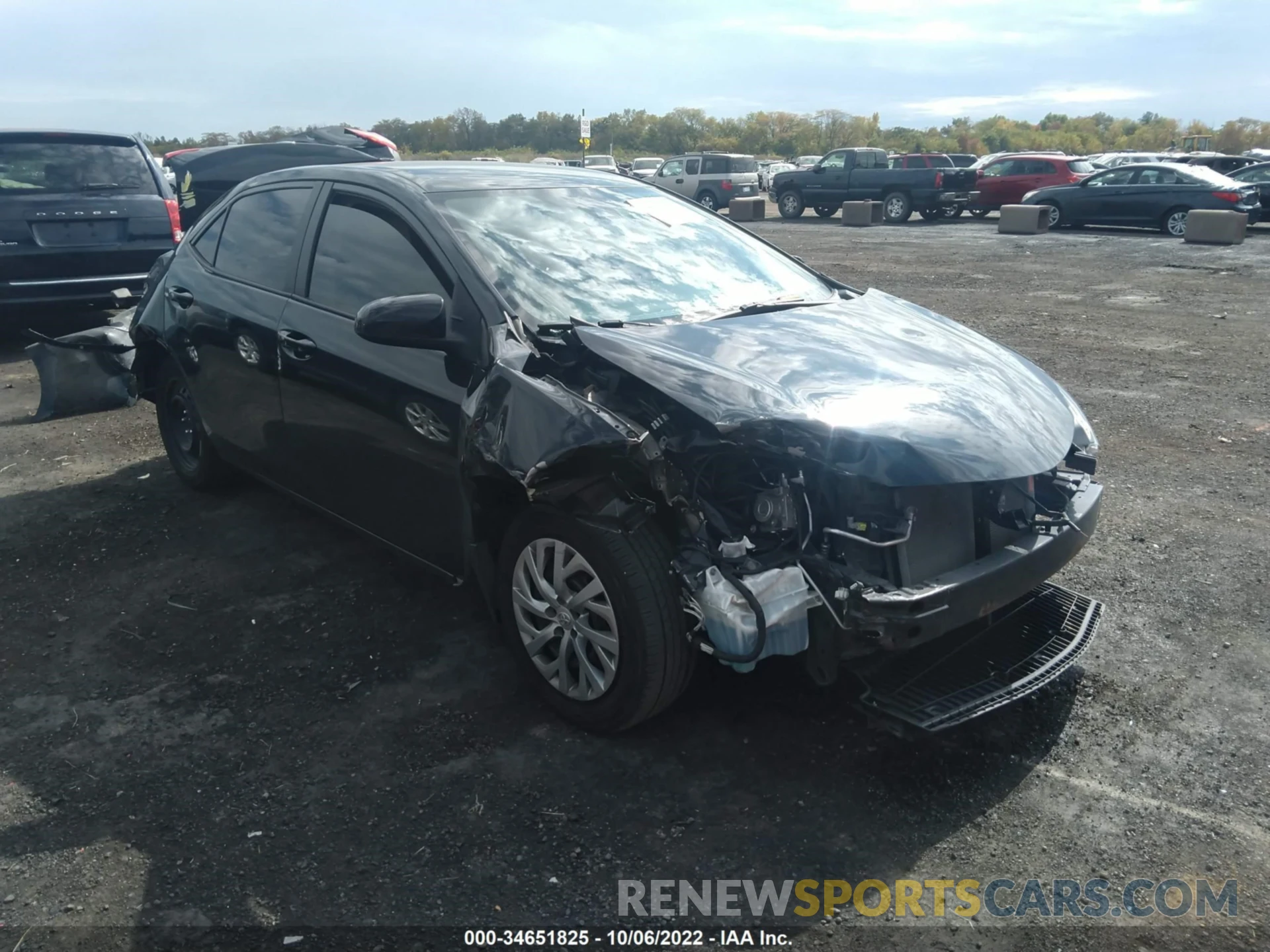 1 Photograph of a damaged car 2T1BURHE0KC220104 TOYOTA COROLLA 2019