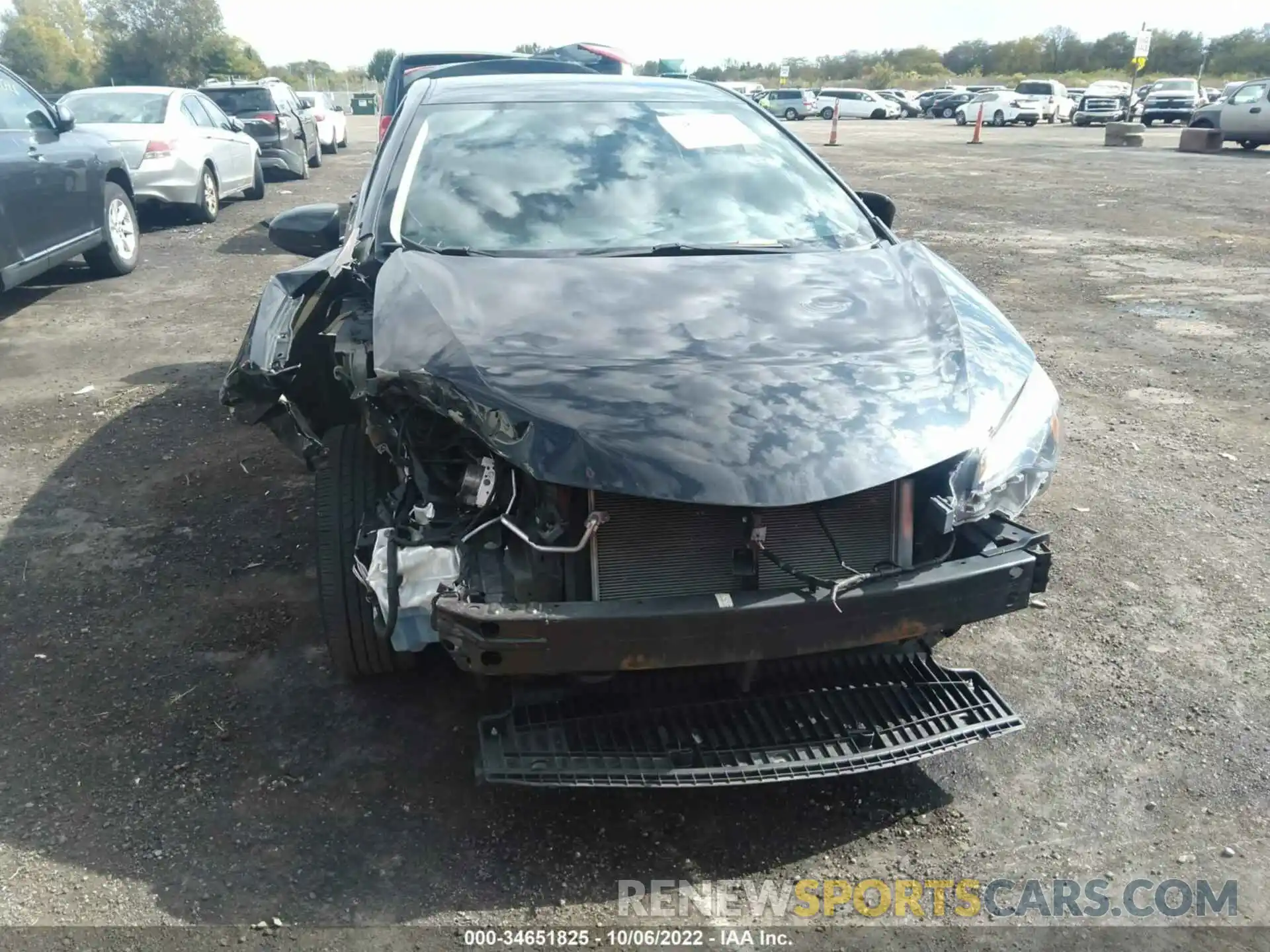 6 Photograph of a damaged car 2T1BURHE0KC220104 TOYOTA COROLLA 2019