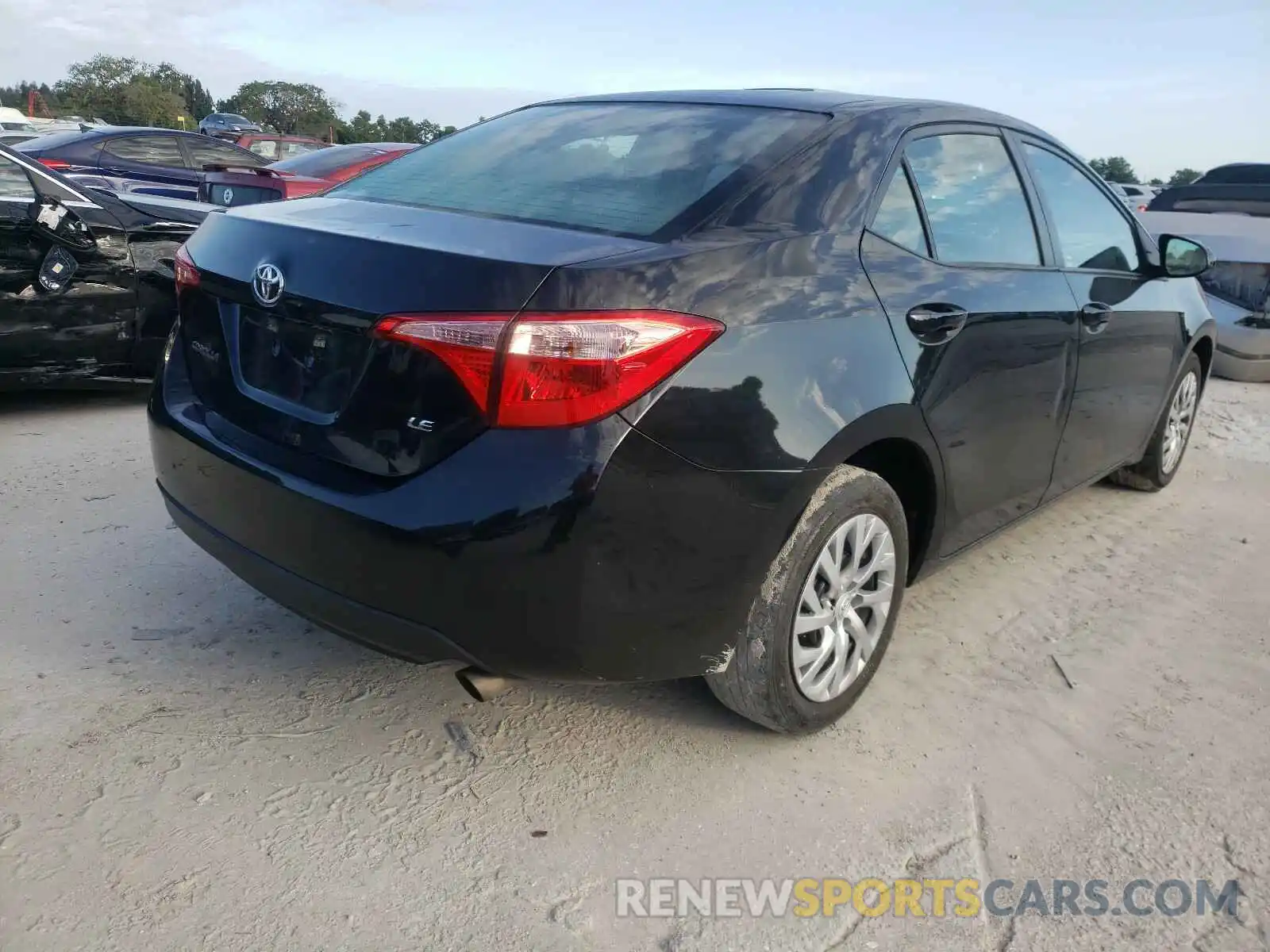 4 Photograph of a damaged car 2T1BURHE0KC220684 TOYOTA COROLLA 2019