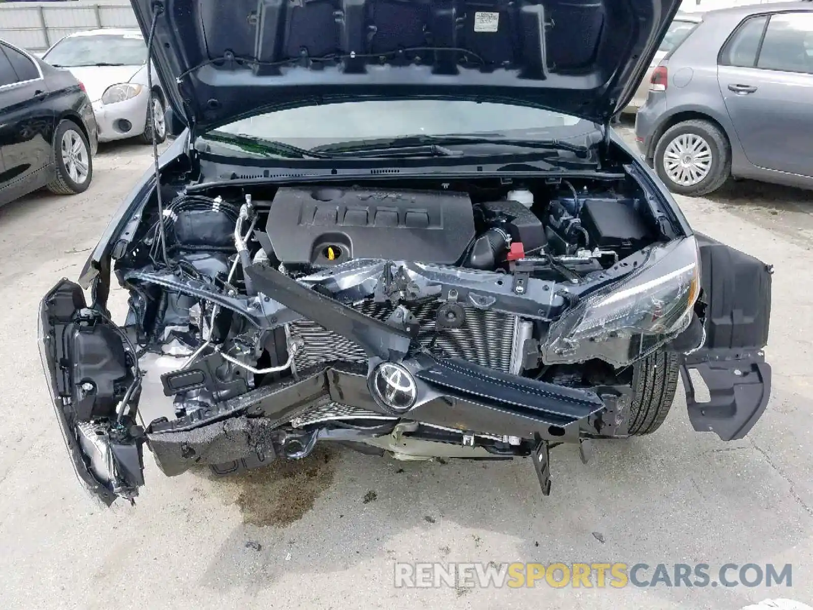 7 Photograph of a damaged car 2T1BURHE0KC221303 TOYOTA COROLLA 2019