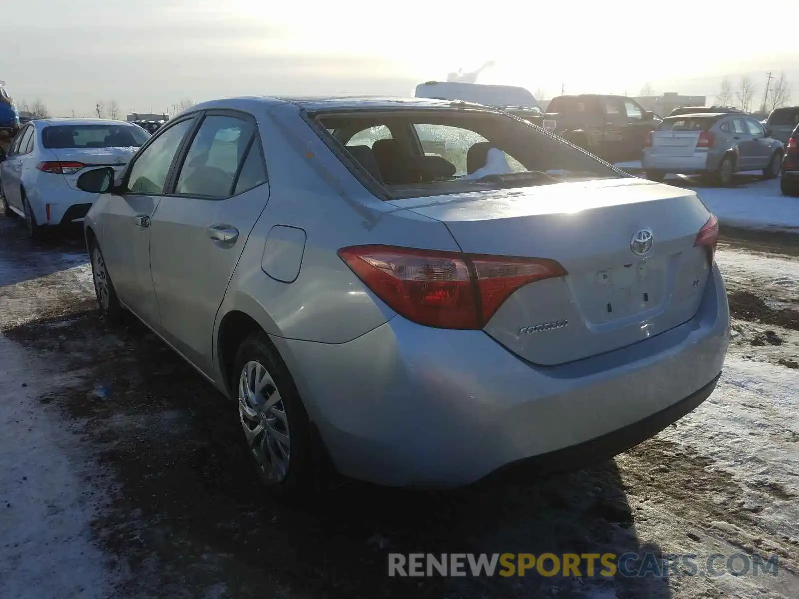 3 Photograph of a damaged car 2T1BURHE0KC221771 TOYOTA COROLLA 2019