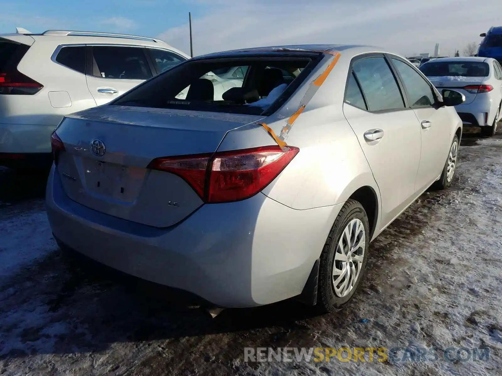 4 Photograph of a damaged car 2T1BURHE0KC221771 TOYOTA COROLLA 2019