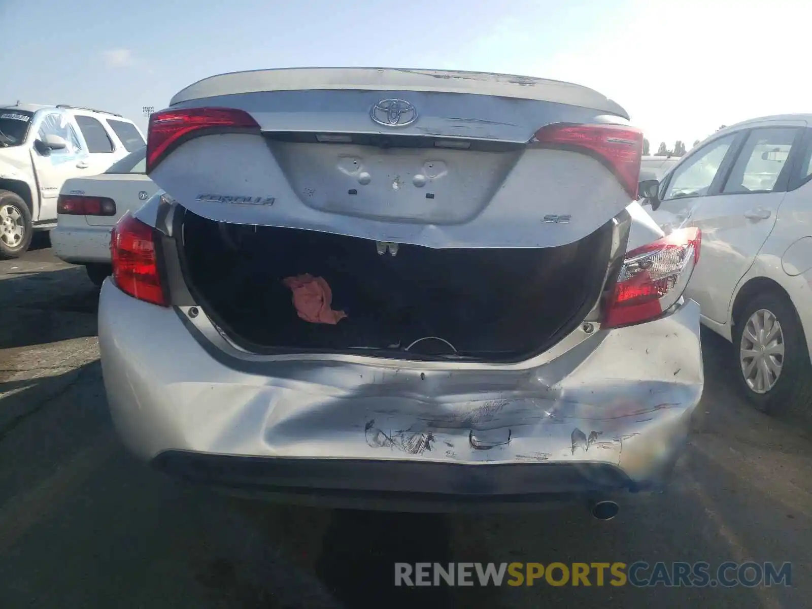 9 Photograph of a damaged car 2T1BURHE0KC222371 TOYOTA COROLLA 2019