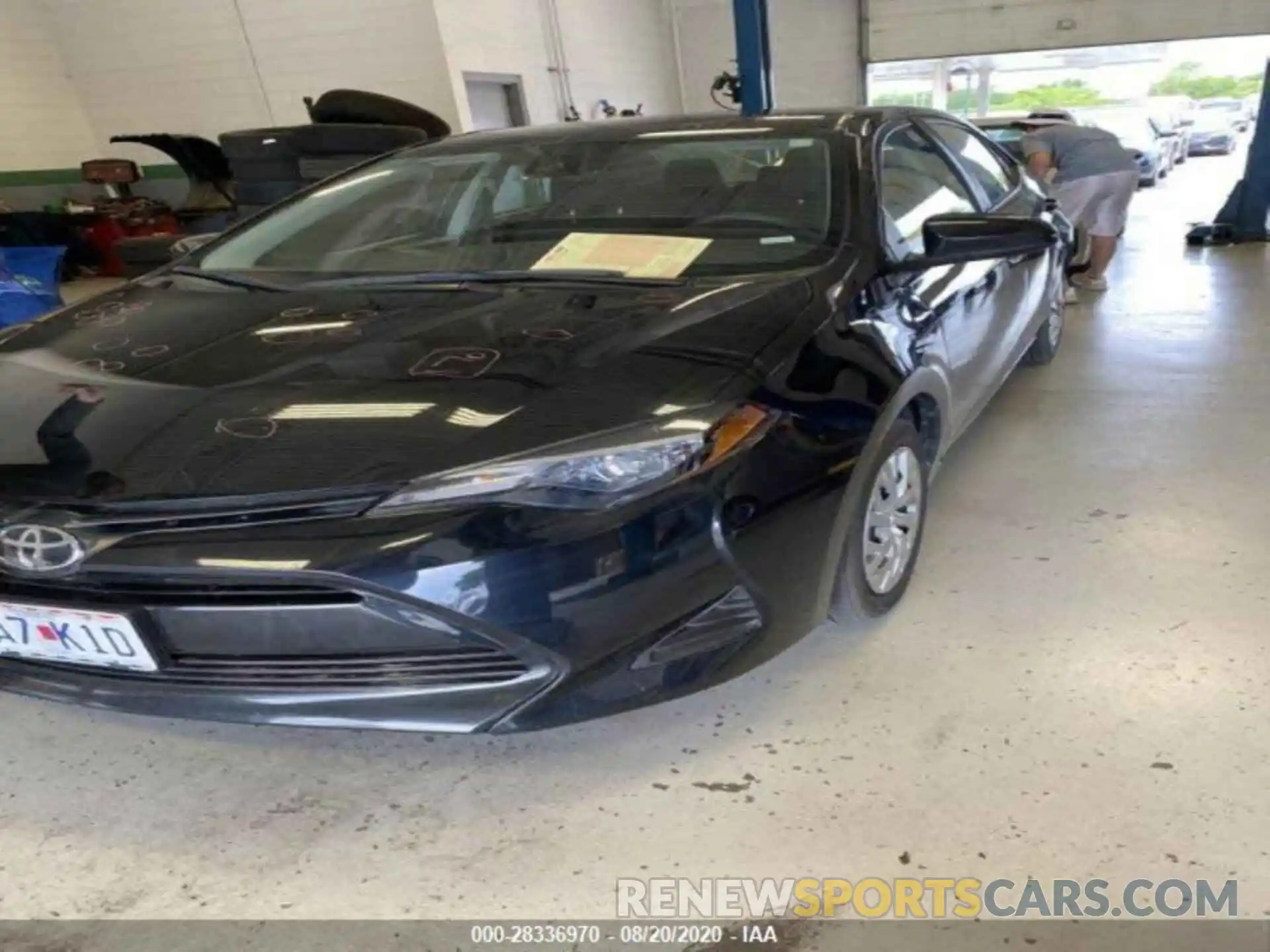 1 Photograph of a damaged car 2T1BURHE0KC222452 TOYOTA COROLLA 2019