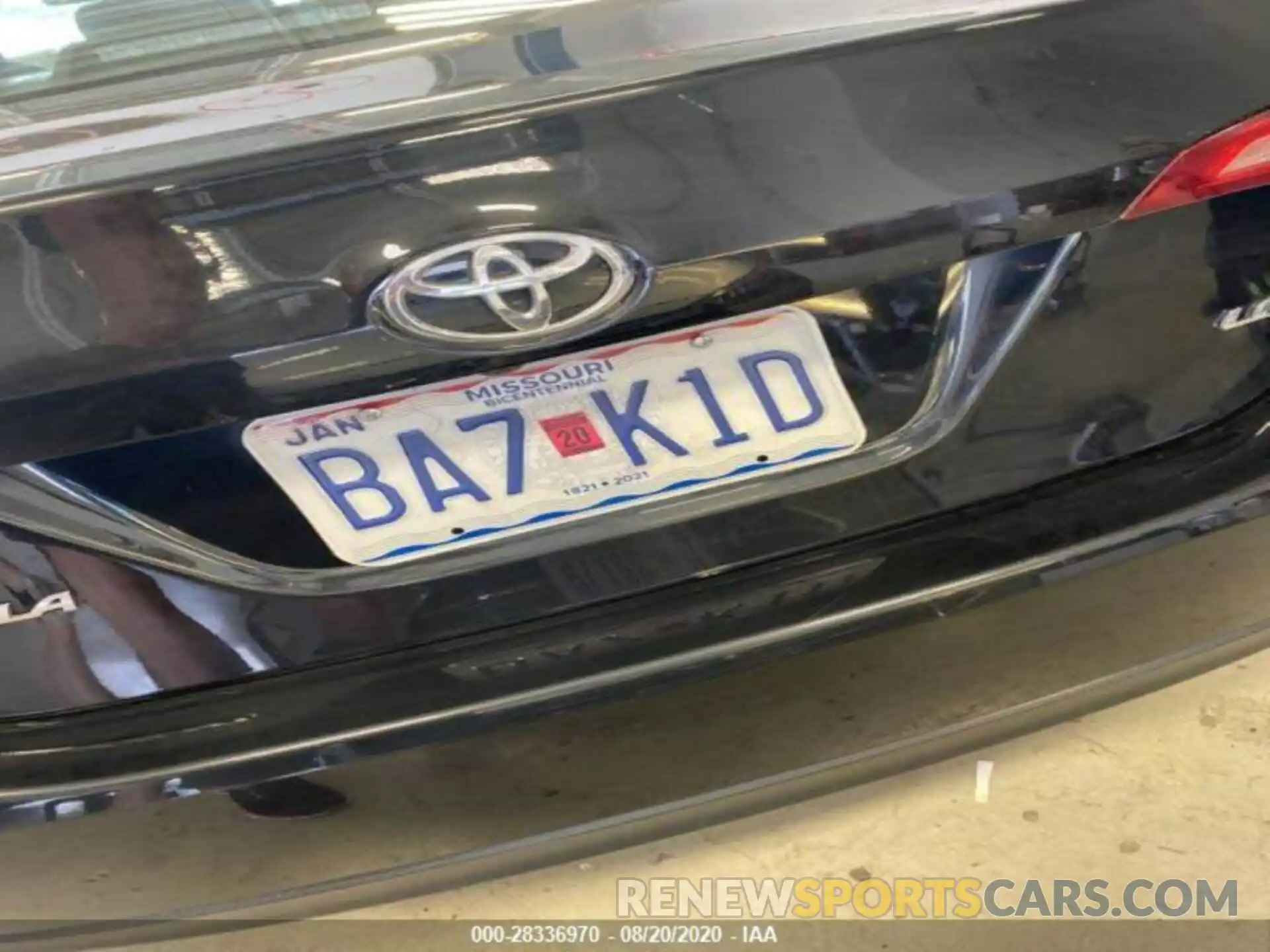 3 Photograph of a damaged car 2T1BURHE0KC222452 TOYOTA COROLLA 2019