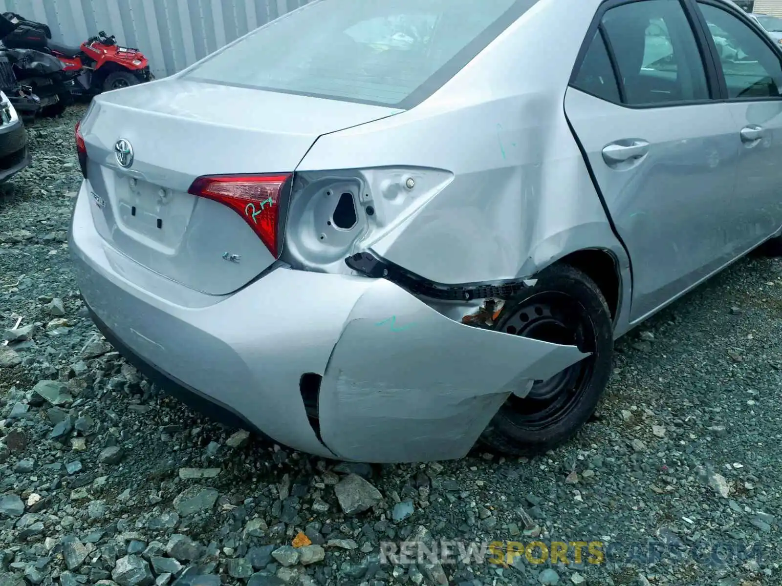 9 Фотография поврежденного автомобиля 2T1BURHE0KC223536 TOYOTA COROLLA 2019