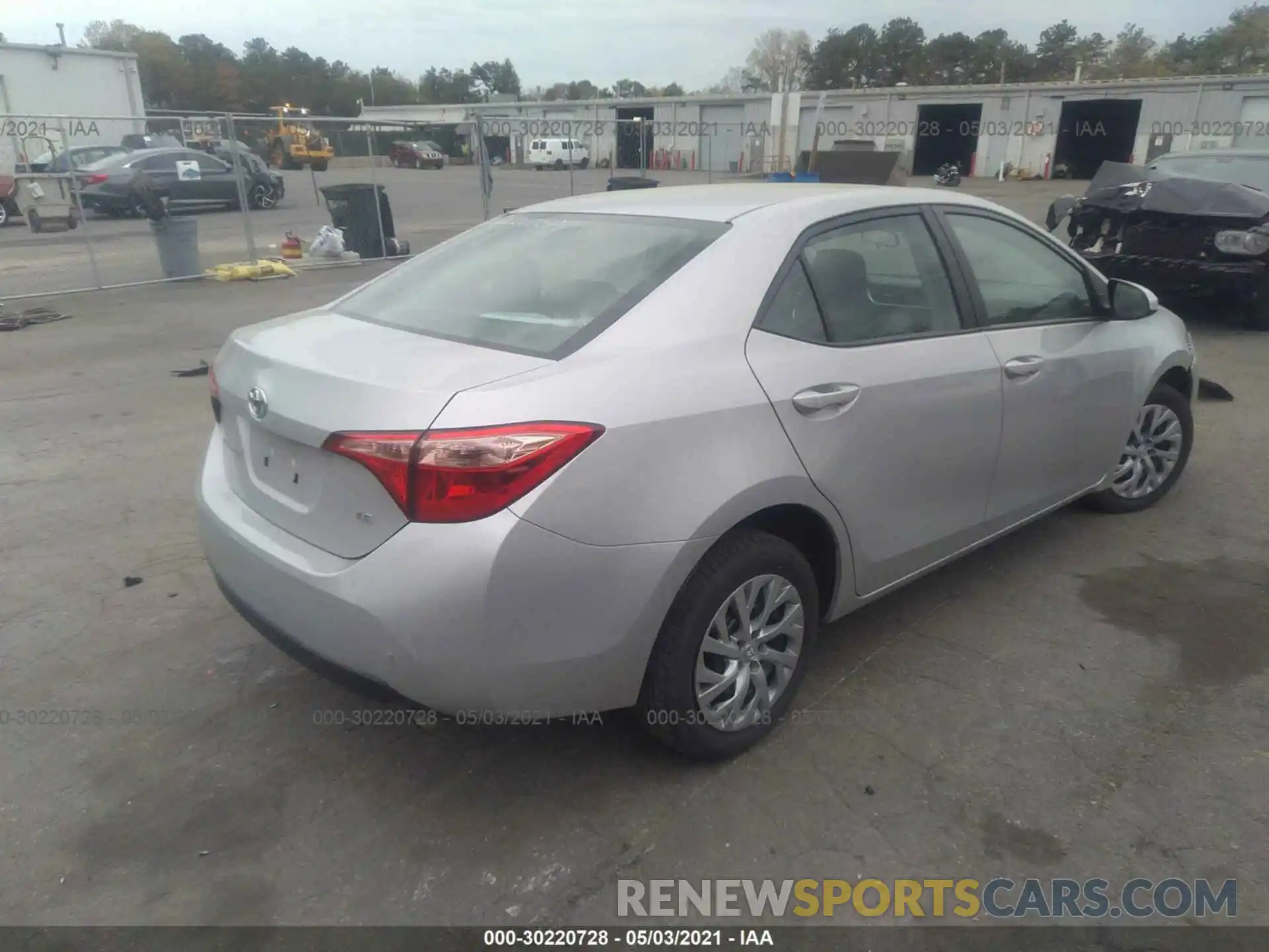 4 Photograph of a damaged car 2T1BURHE0KC223925 TOYOTA COROLLA 2019