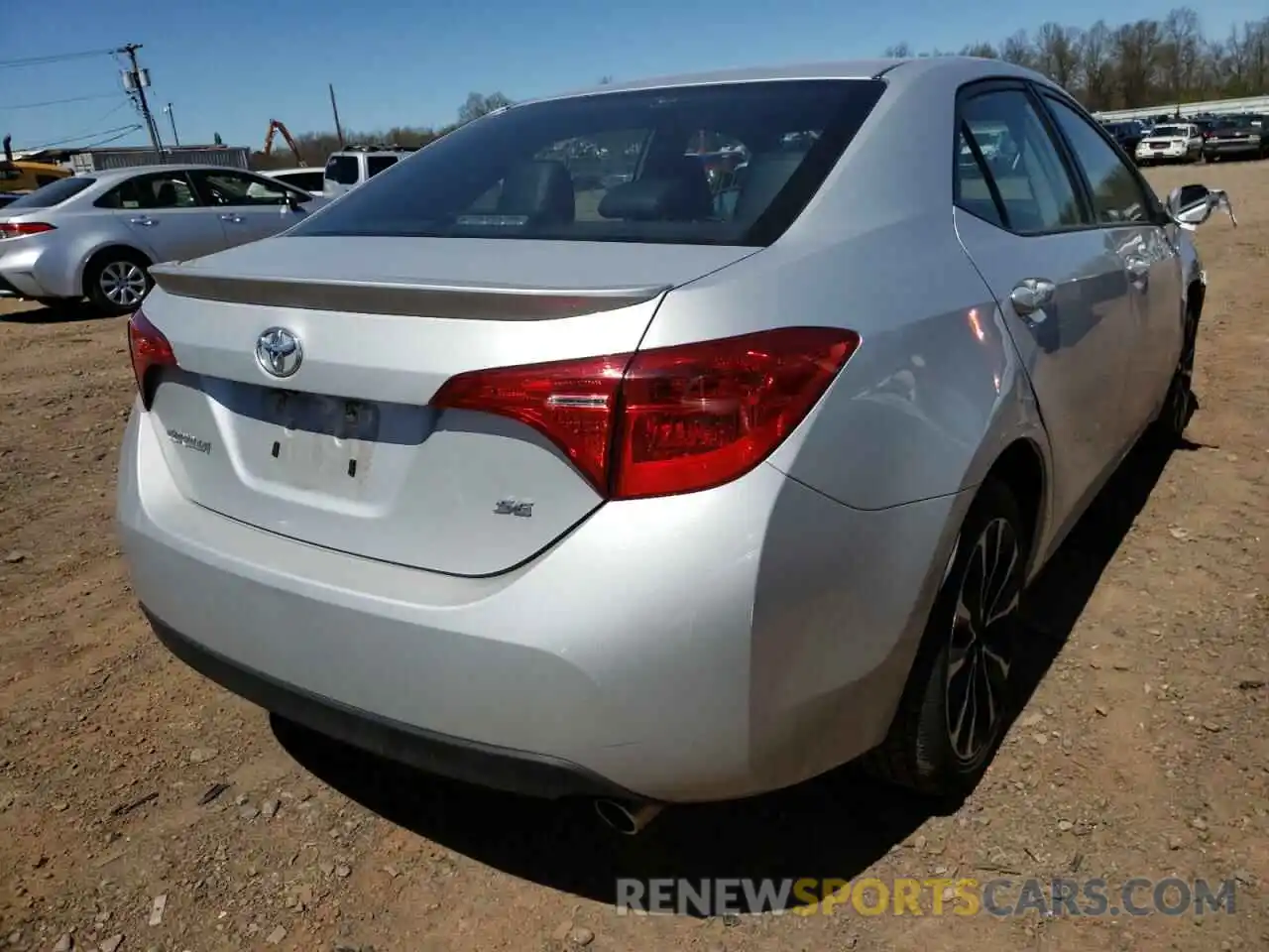 4 Photograph of a damaged car 2T1BURHE0KC225383 TOYOTA COROLLA 2019