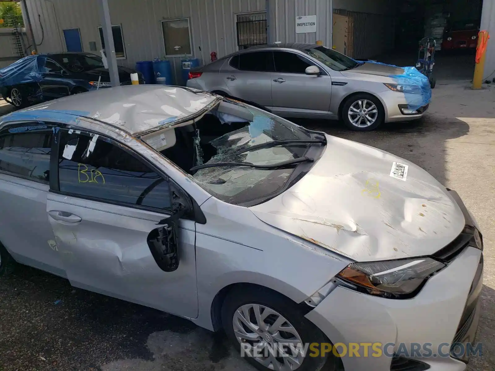 9 Photograph of a damaged car 2T1BURHE0KC225643 TOYOTA COROLLA 2019