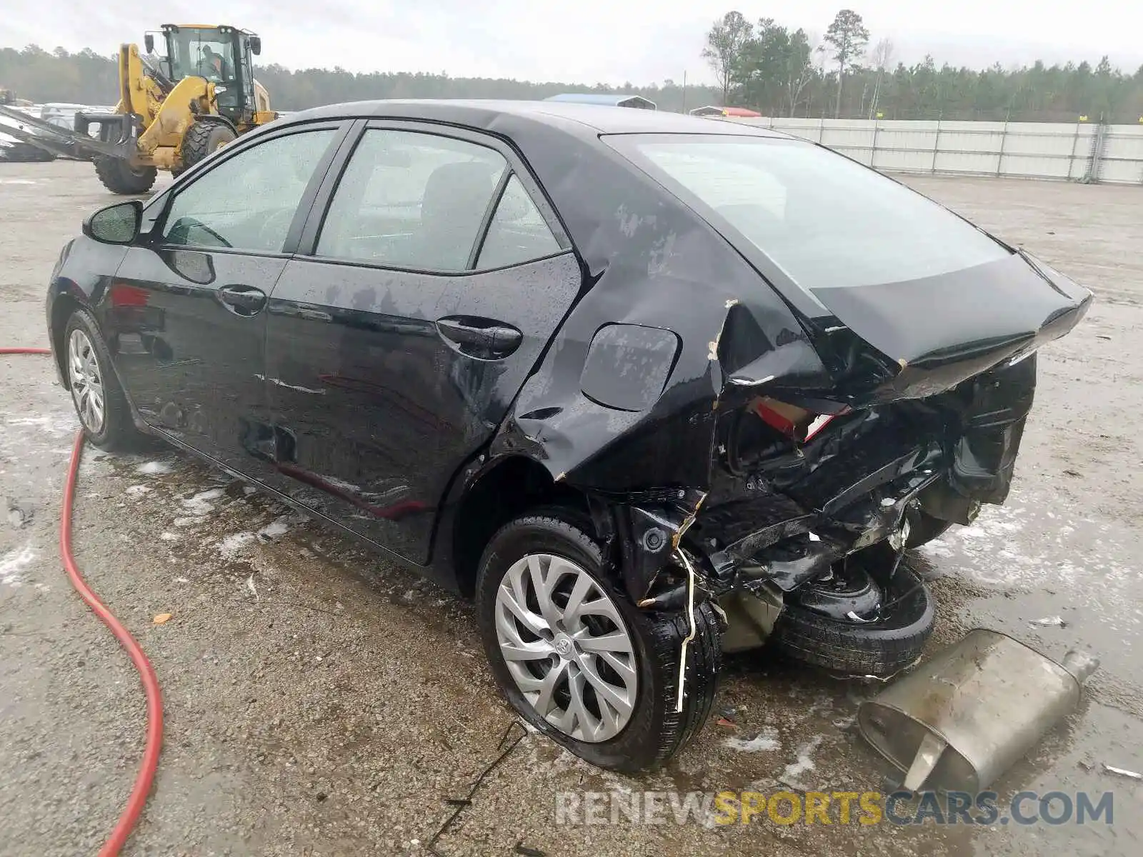 3 Photograph of a damaged car 2T1BURHE0KC225853 TOYOTA COROLLA 2019