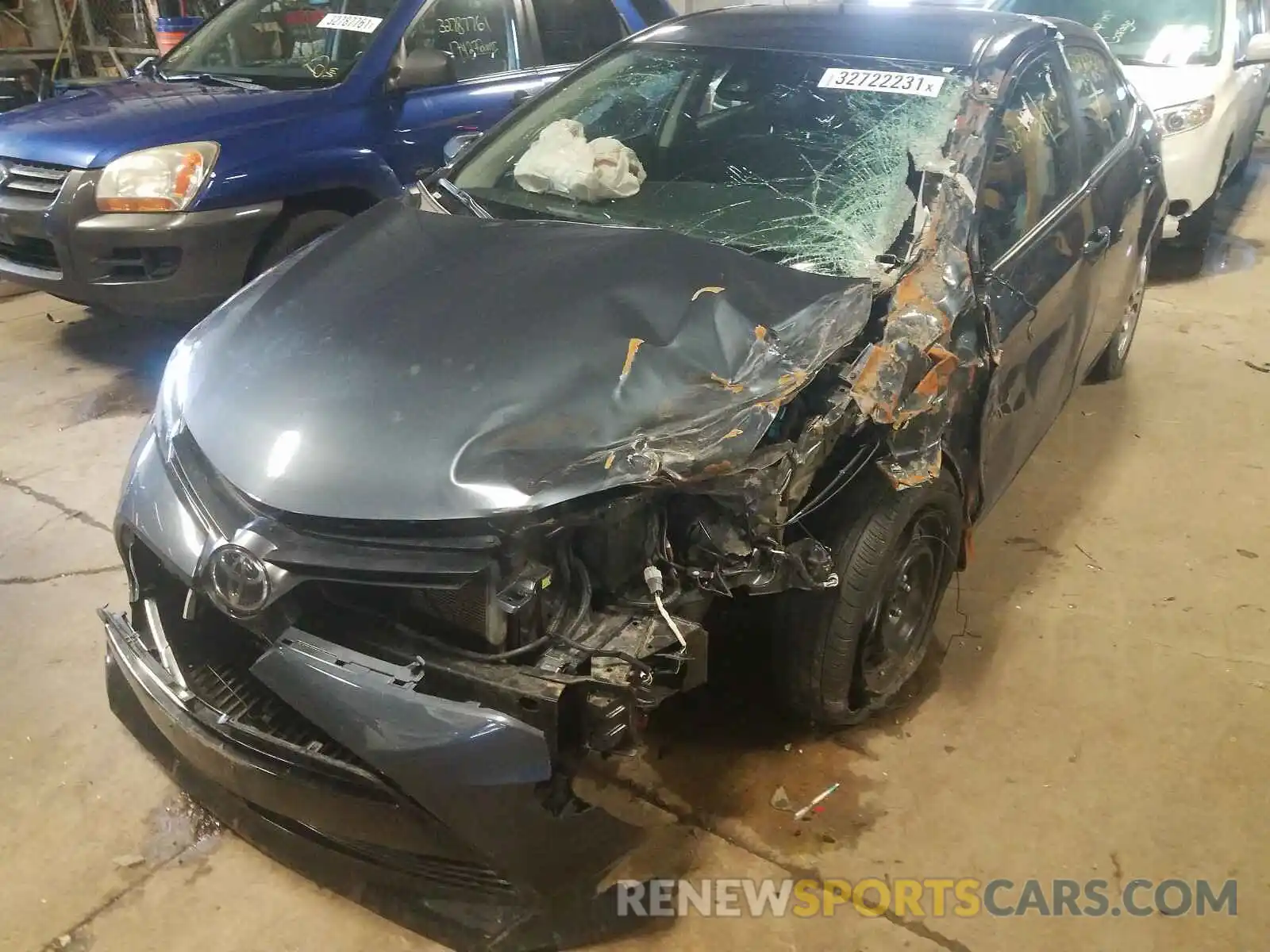 2 Photograph of a damaged car 2T1BURHE0KC225979 TOYOTA COROLLA 2019