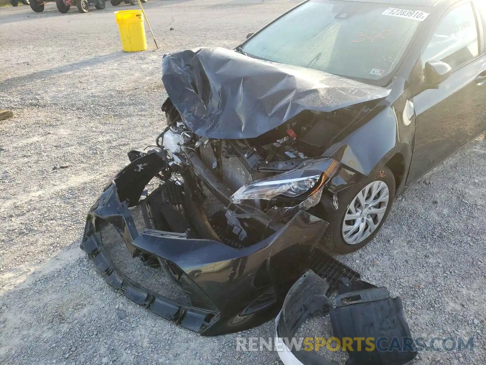 9 Photograph of a damaged car 2T1BURHE0KC226582 TOYOTA COROLLA 2019