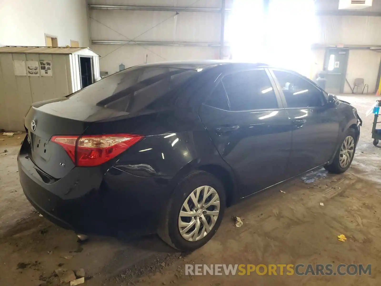 4 Photograph of a damaged car 2T1BURHE0KC226940 TOYOTA COROLLA 2019