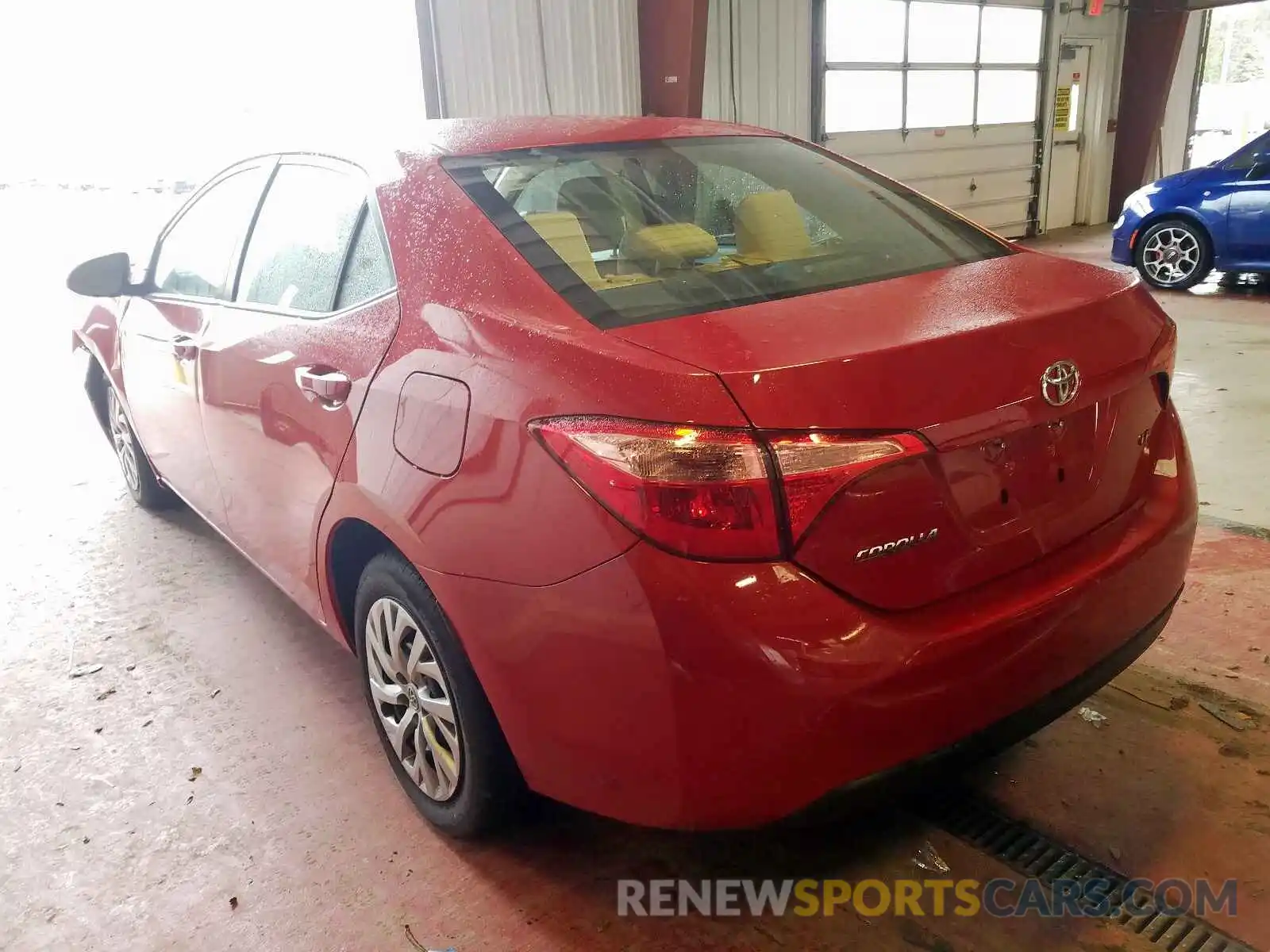 3 Photograph of a damaged car 2T1BURHE0KC228283 TOYOTA COROLLA 2019