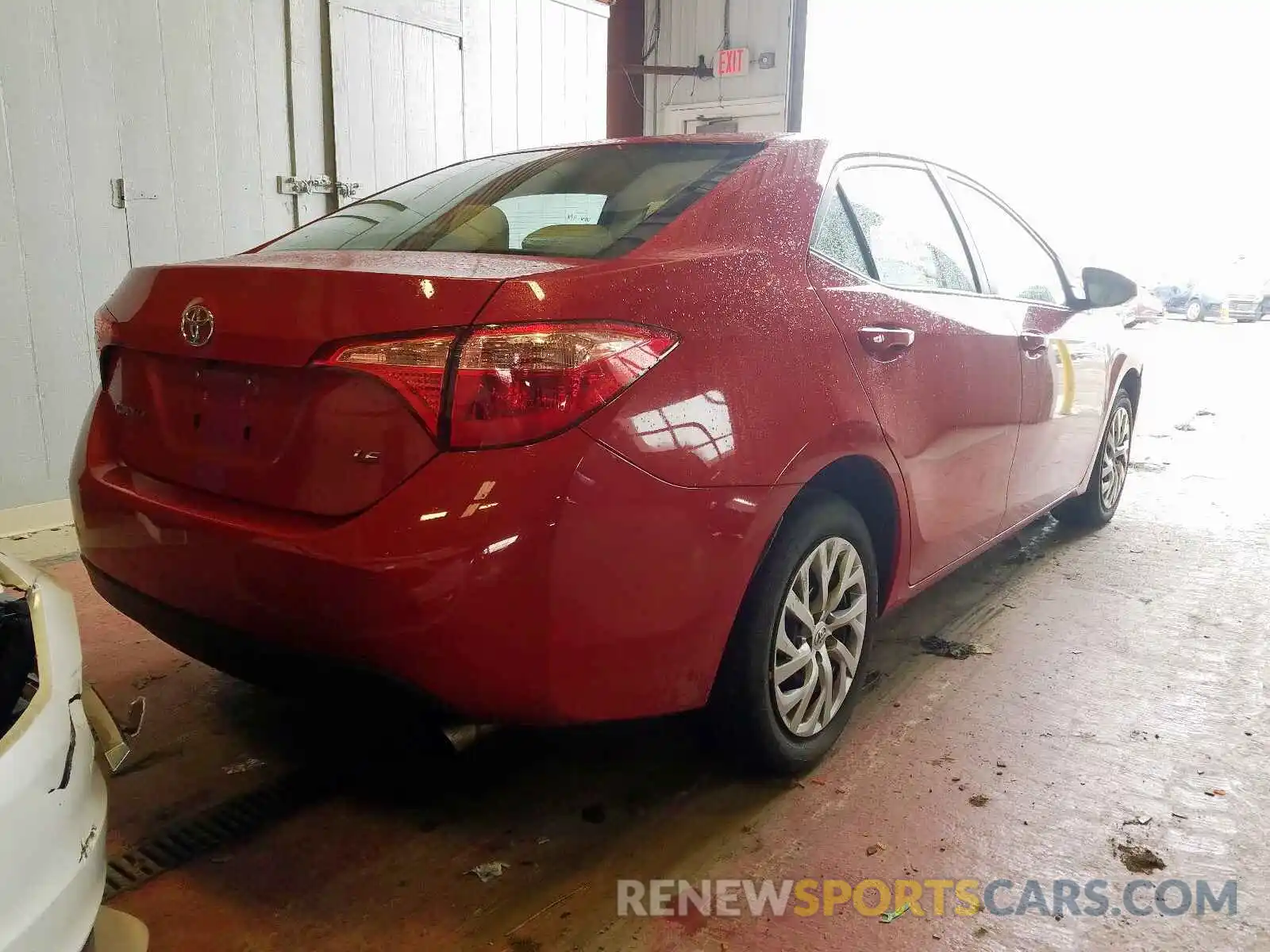 4 Photograph of a damaged car 2T1BURHE0KC228283 TOYOTA COROLLA 2019