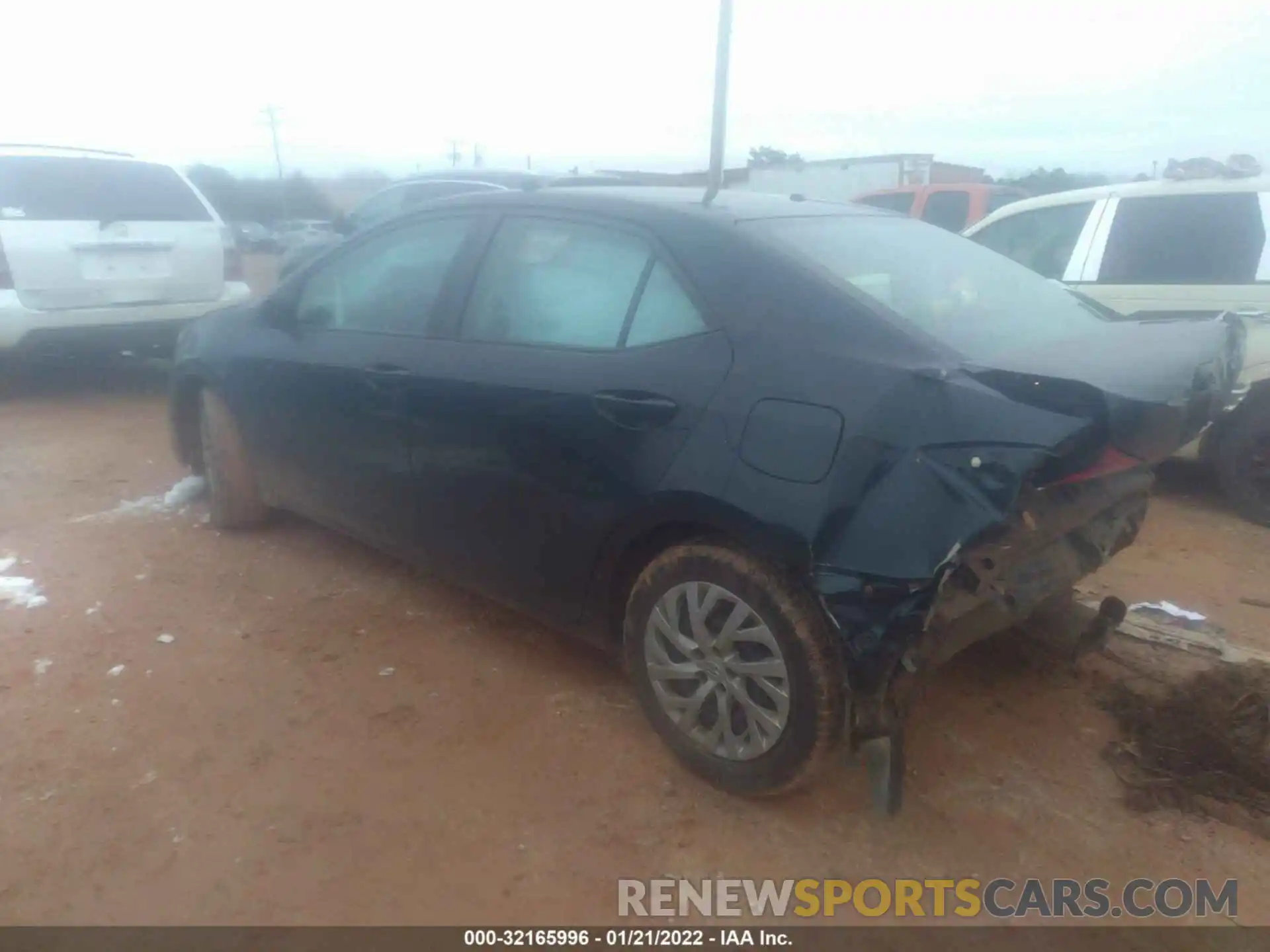 3 Photograph of a damaged car 2T1BURHE0KC228767 TOYOTA COROLLA 2019