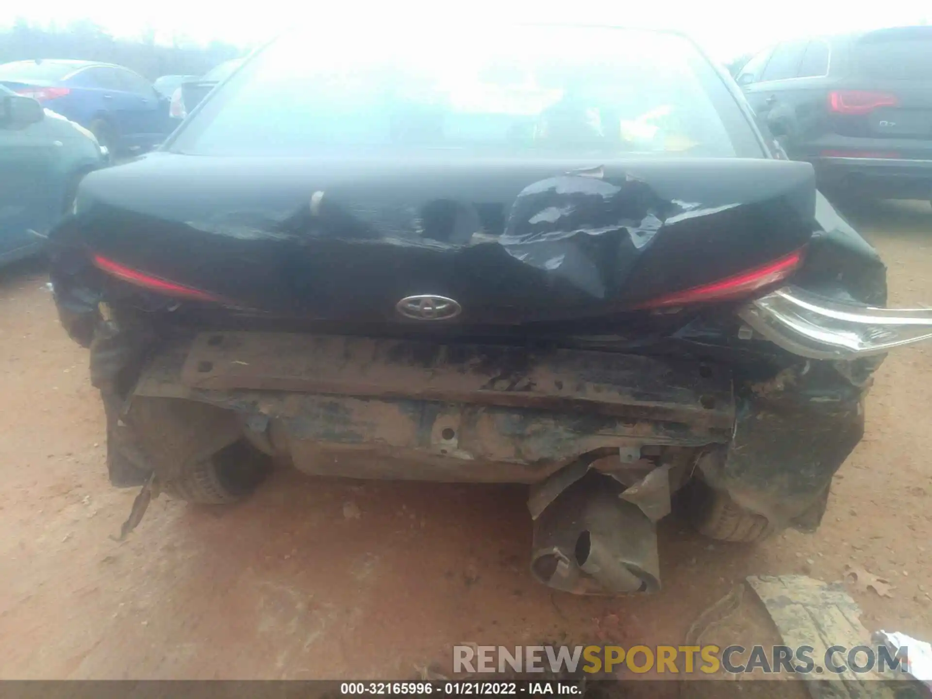 6 Photograph of a damaged car 2T1BURHE0KC228767 TOYOTA COROLLA 2019