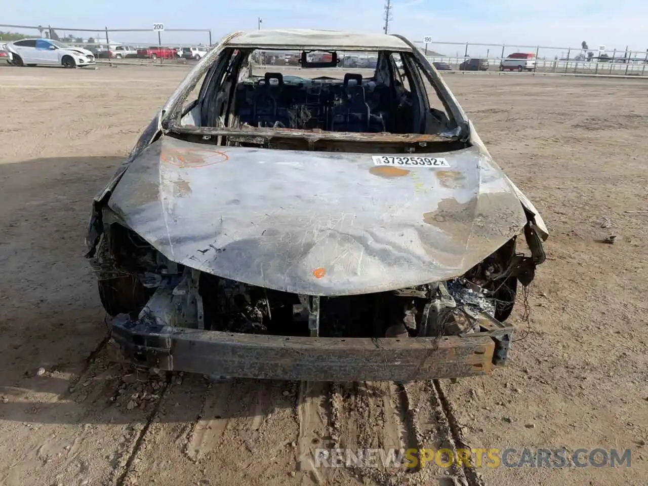 9 Photograph of a damaged car 2T1BURHE0KC229711 TOYOTA COROLLA 2019