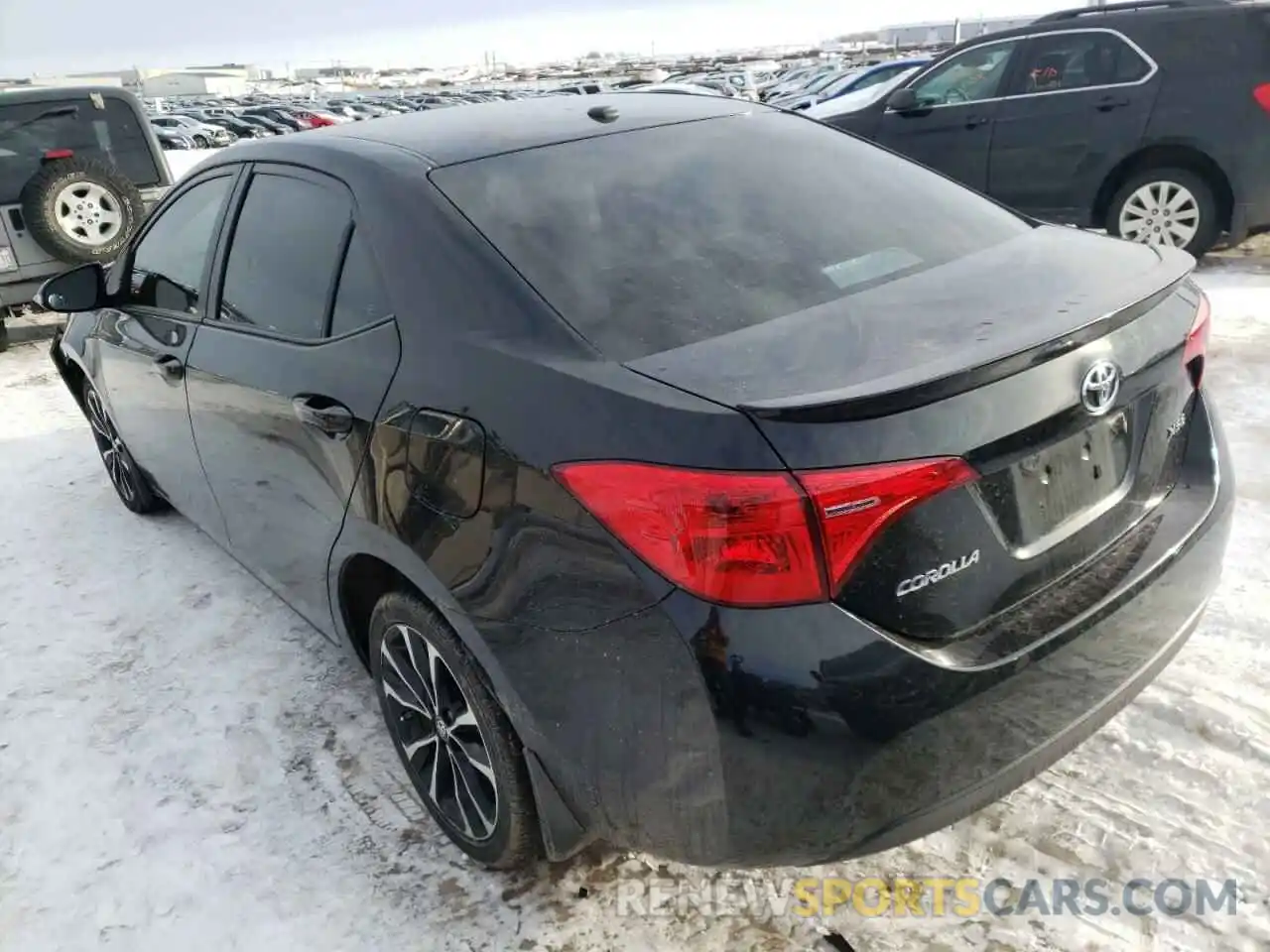 3 Photograph of a damaged car 2T1BURHE0KC229790 TOYOTA COROLLA 2019