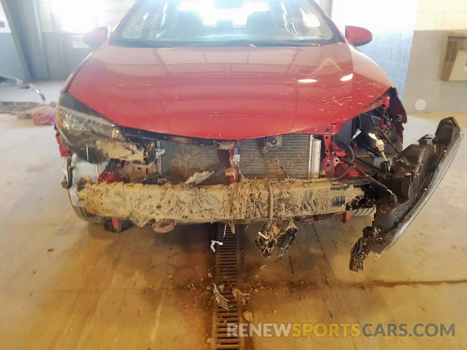 9 Photograph of a damaged car 2T1BURHE0KC229871 TOYOTA COROLLA 2019