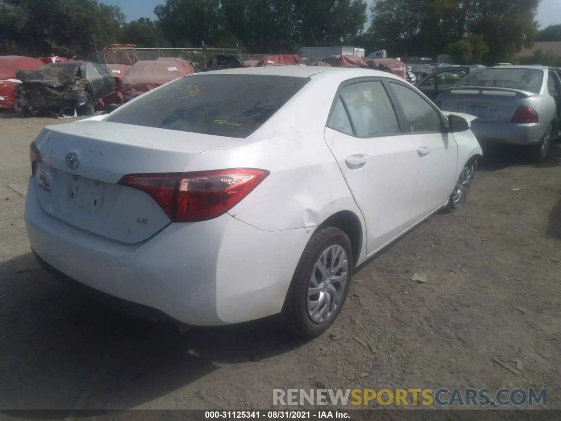 4 Photograph of a damaged car 2T1BURHE0KC230566 TOYOTA COROLLA 2019