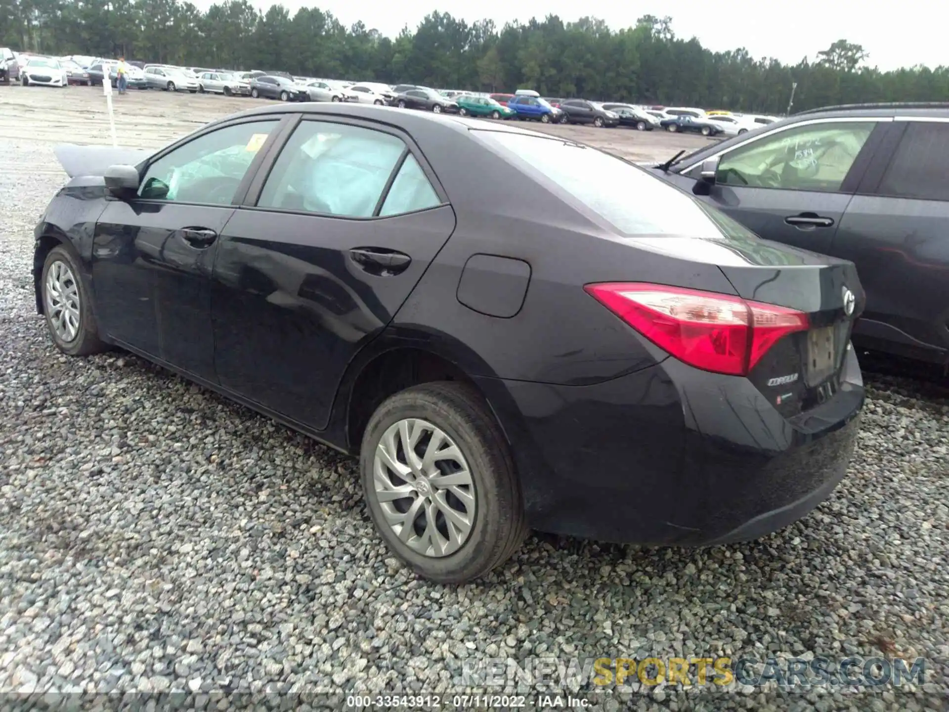 3 Photograph of a damaged car 2T1BURHE0KC230597 TOYOTA COROLLA 2019