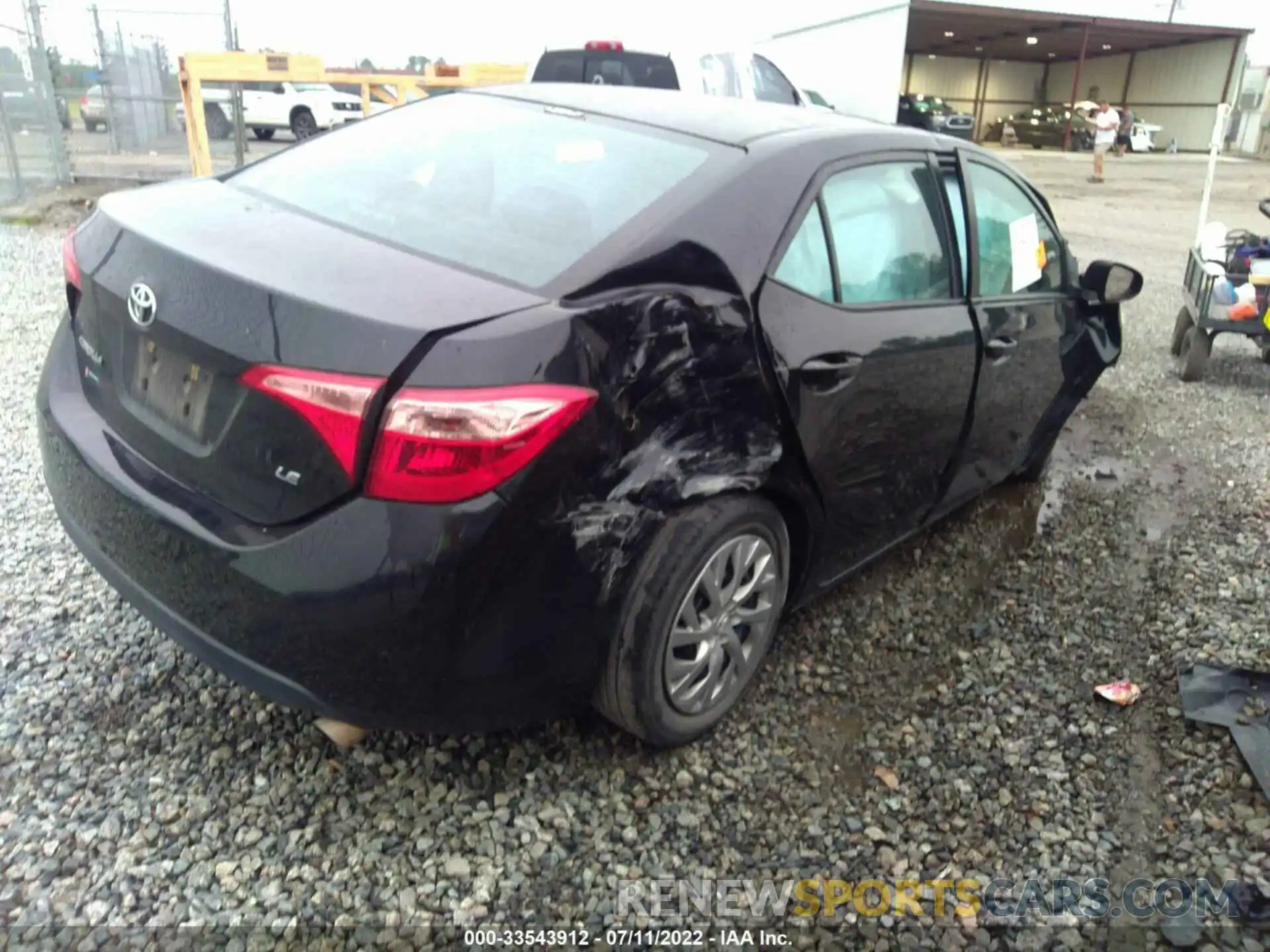 4 Photograph of a damaged car 2T1BURHE0KC230597 TOYOTA COROLLA 2019