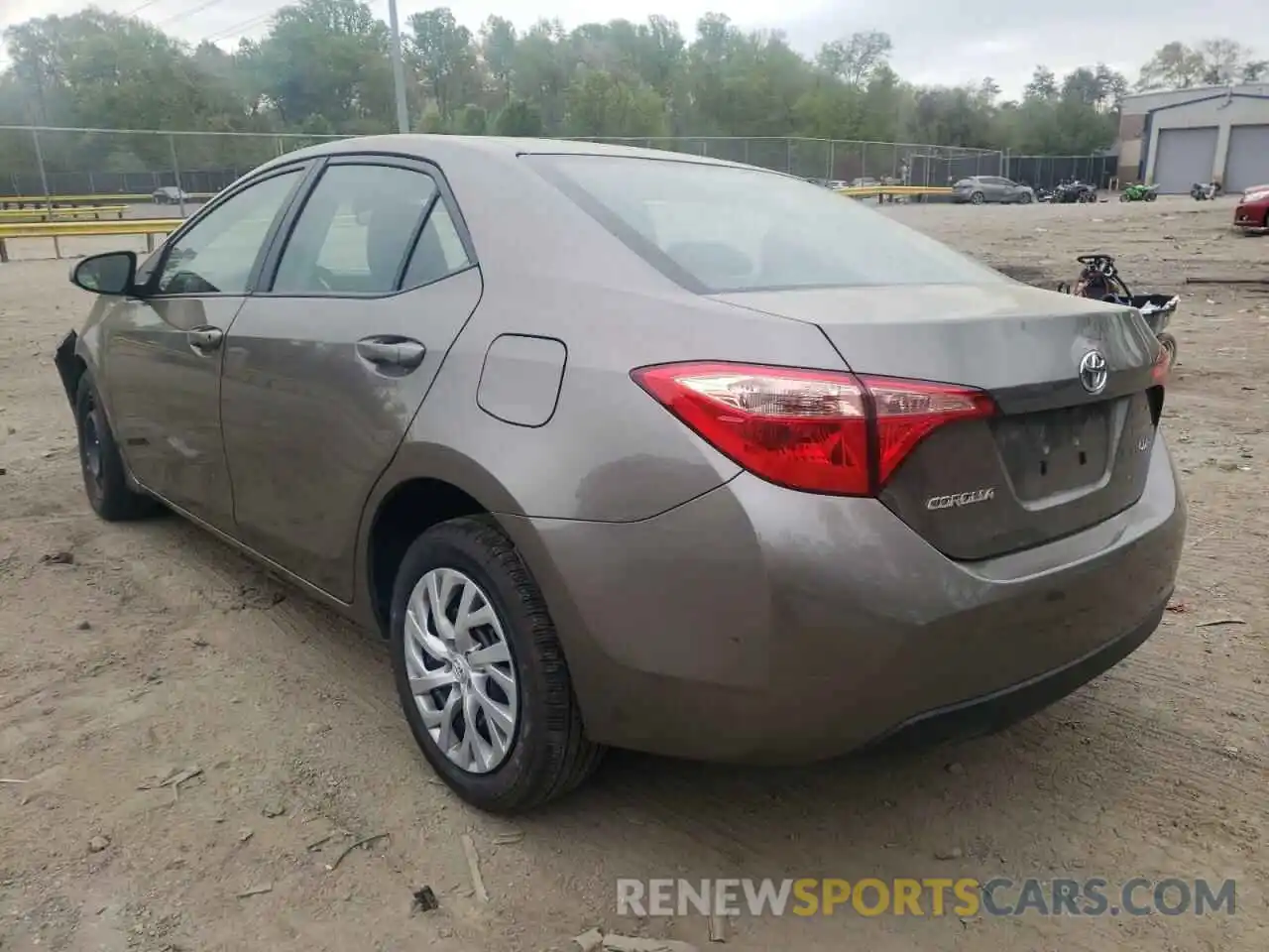 3 Photograph of a damaged car 2T1BURHE0KC230647 TOYOTA COROLLA 2019