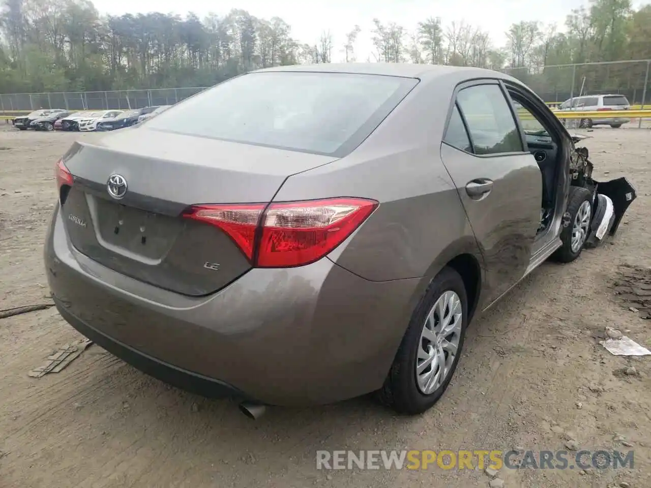 4 Photograph of a damaged car 2T1BURHE0KC230647 TOYOTA COROLLA 2019