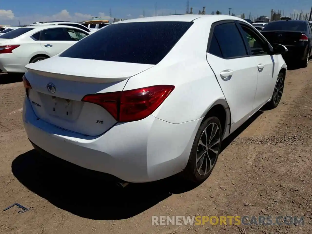 4 Photograph of a damaged car 2T1BURHE0KC230700 TOYOTA COROLLA 2019