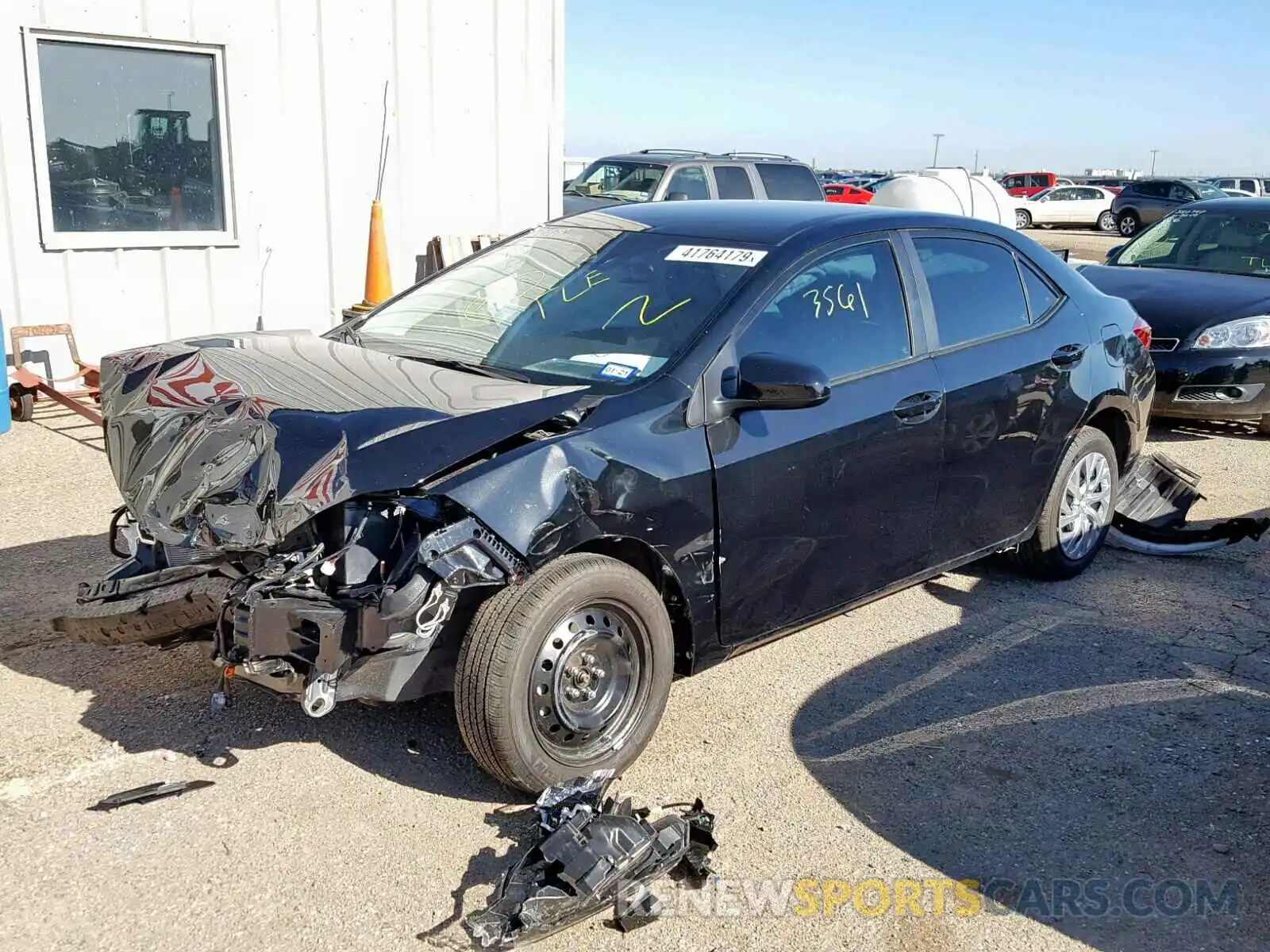 2 Photograph of a damaged car 2T1BURHE0KC230888 TOYOTA COROLLA 2019