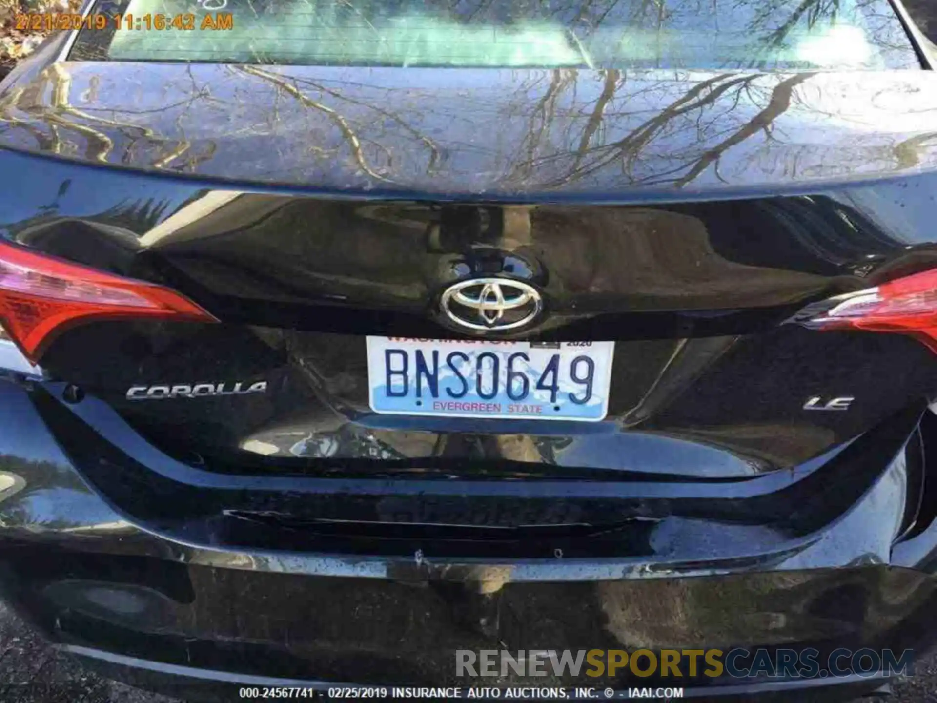 11 Photograph of a damaged car 2T1BURHE0KC231801 TOYOTA COROLLA 2019