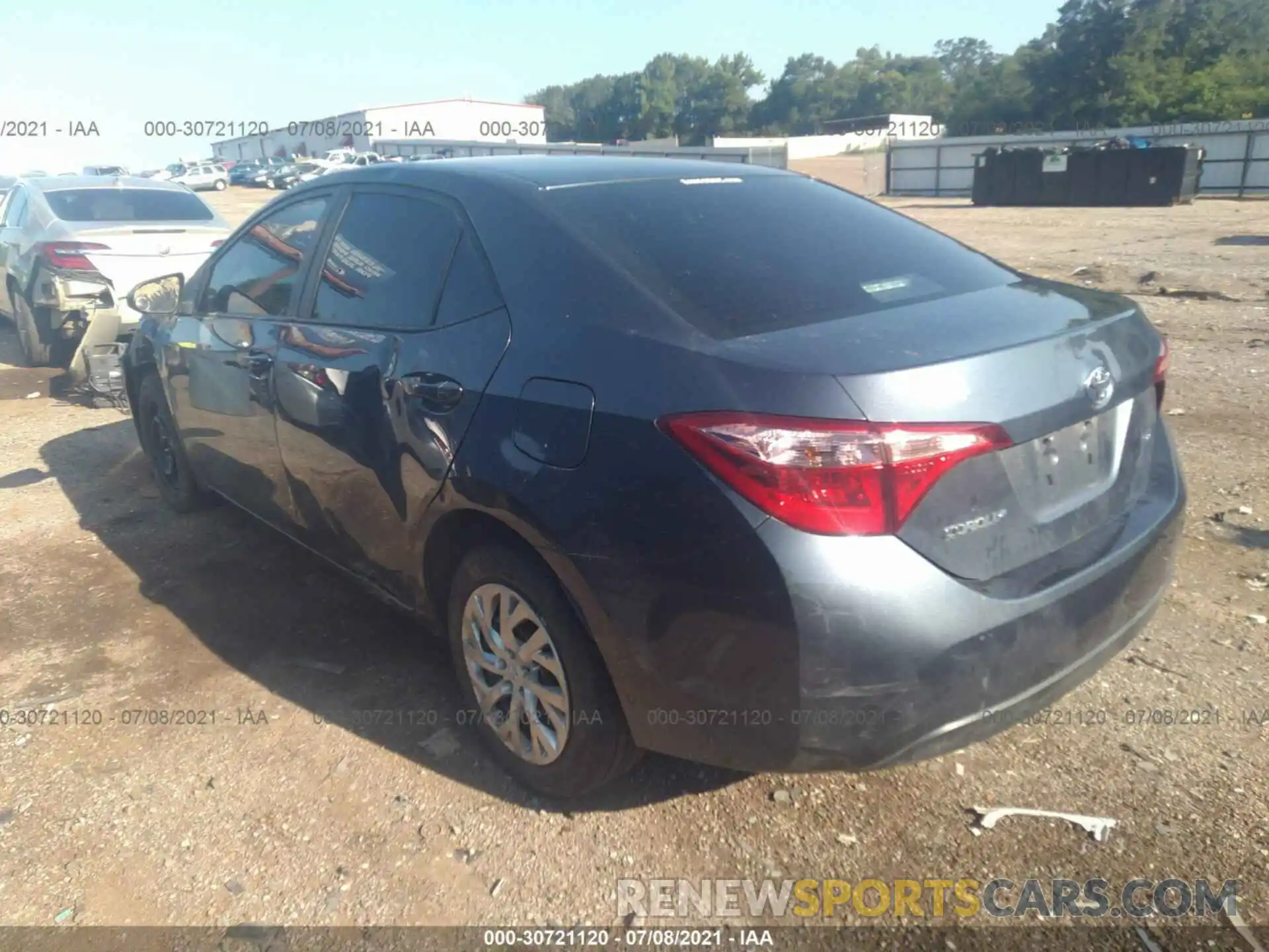 3 Photograph of a damaged car 2T1BURHE0KC231961 TOYOTA COROLLA 2019