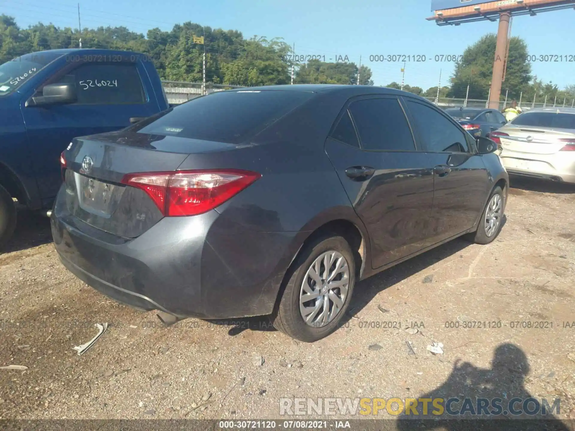 4 Photograph of a damaged car 2T1BURHE0KC231961 TOYOTA COROLLA 2019