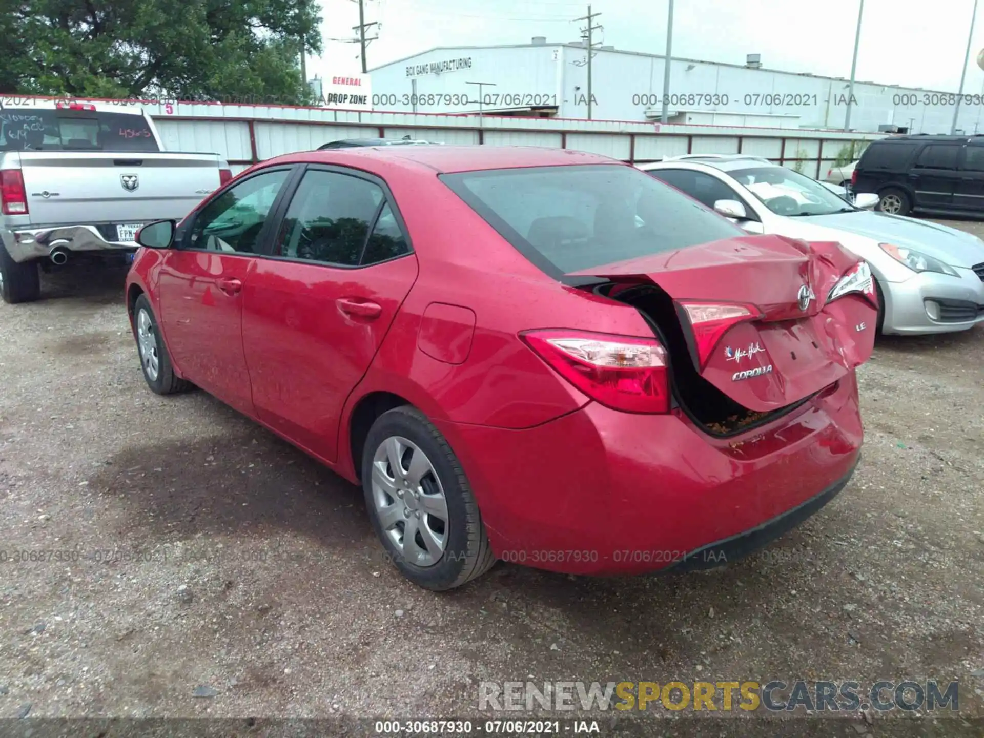 3 Photograph of a damaged car 2T1BURHE0KC232060 TOYOTA COROLLA 2019