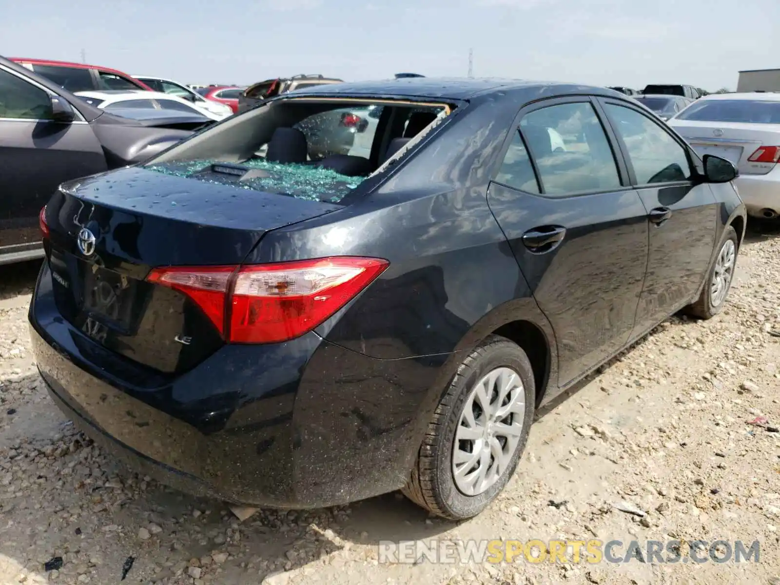 4 Photograph of a damaged car 2T1BURHE0KC234147 TOYOTA COROLLA 2019