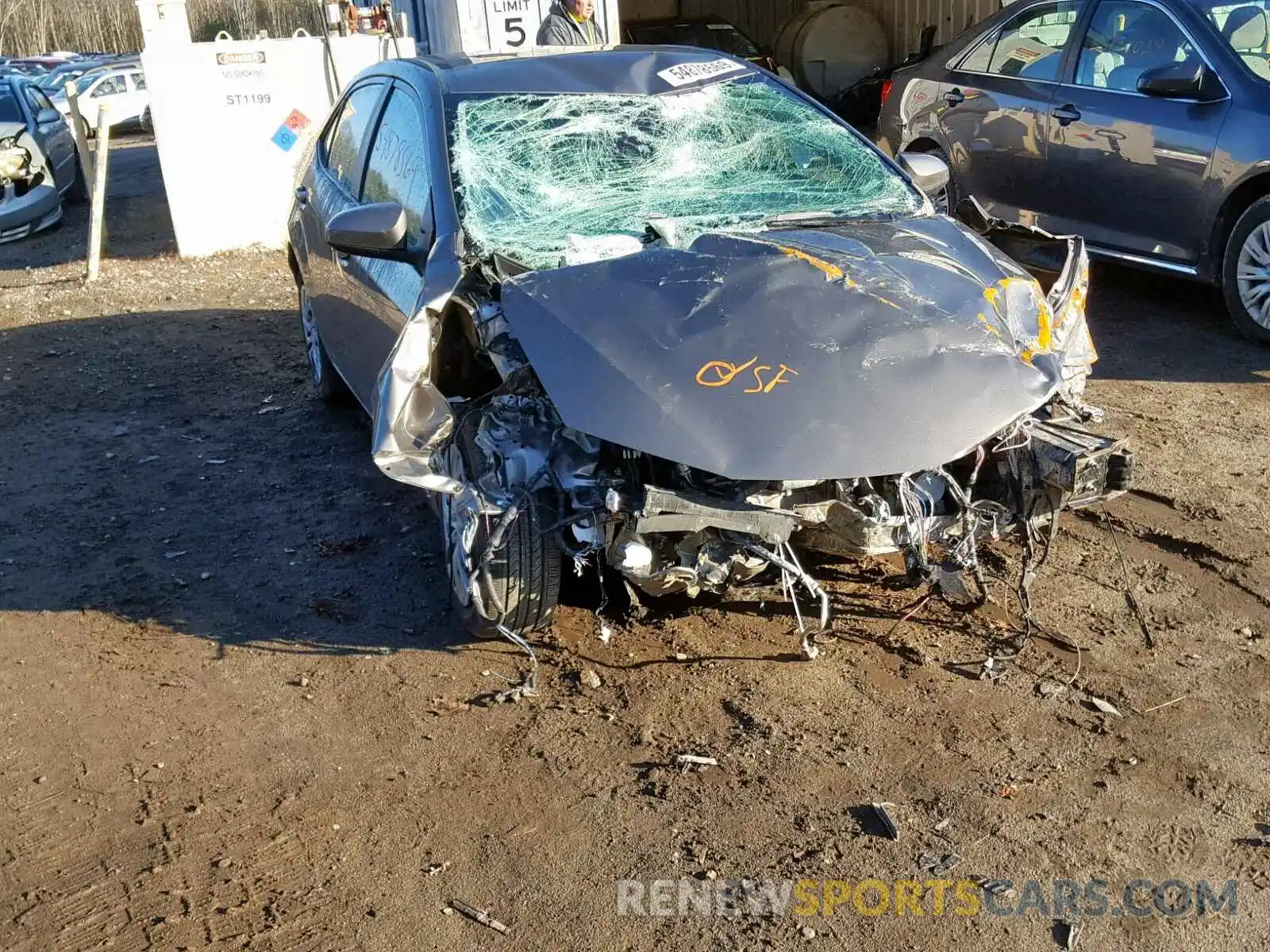 1 Photograph of a damaged car 2T1BURHE0KC234228 TOYOTA COROLLA 2019