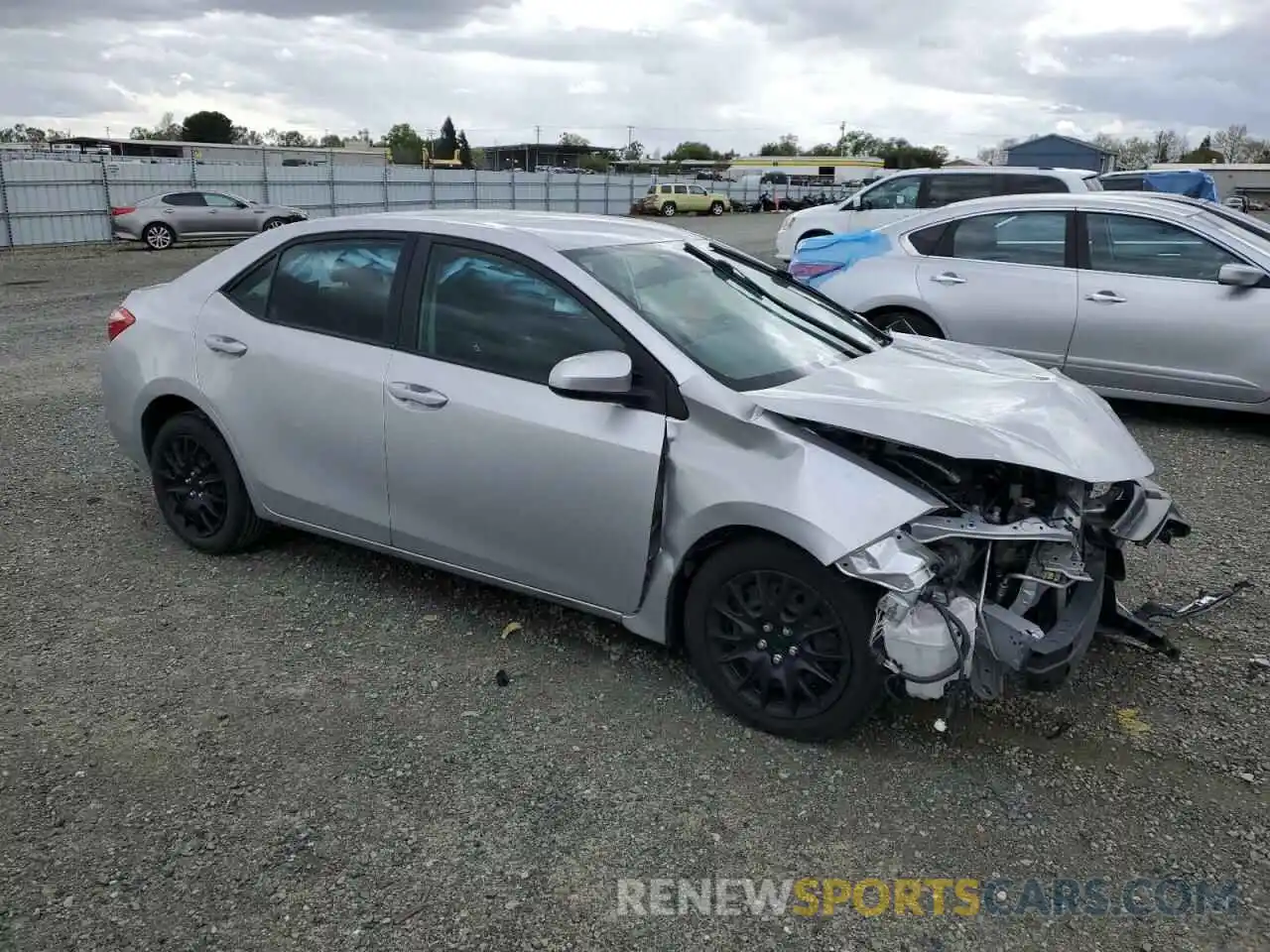 4 Photograph of a damaged car 2T1BURHE0KC234777 TOYOTA COROLLA 2019