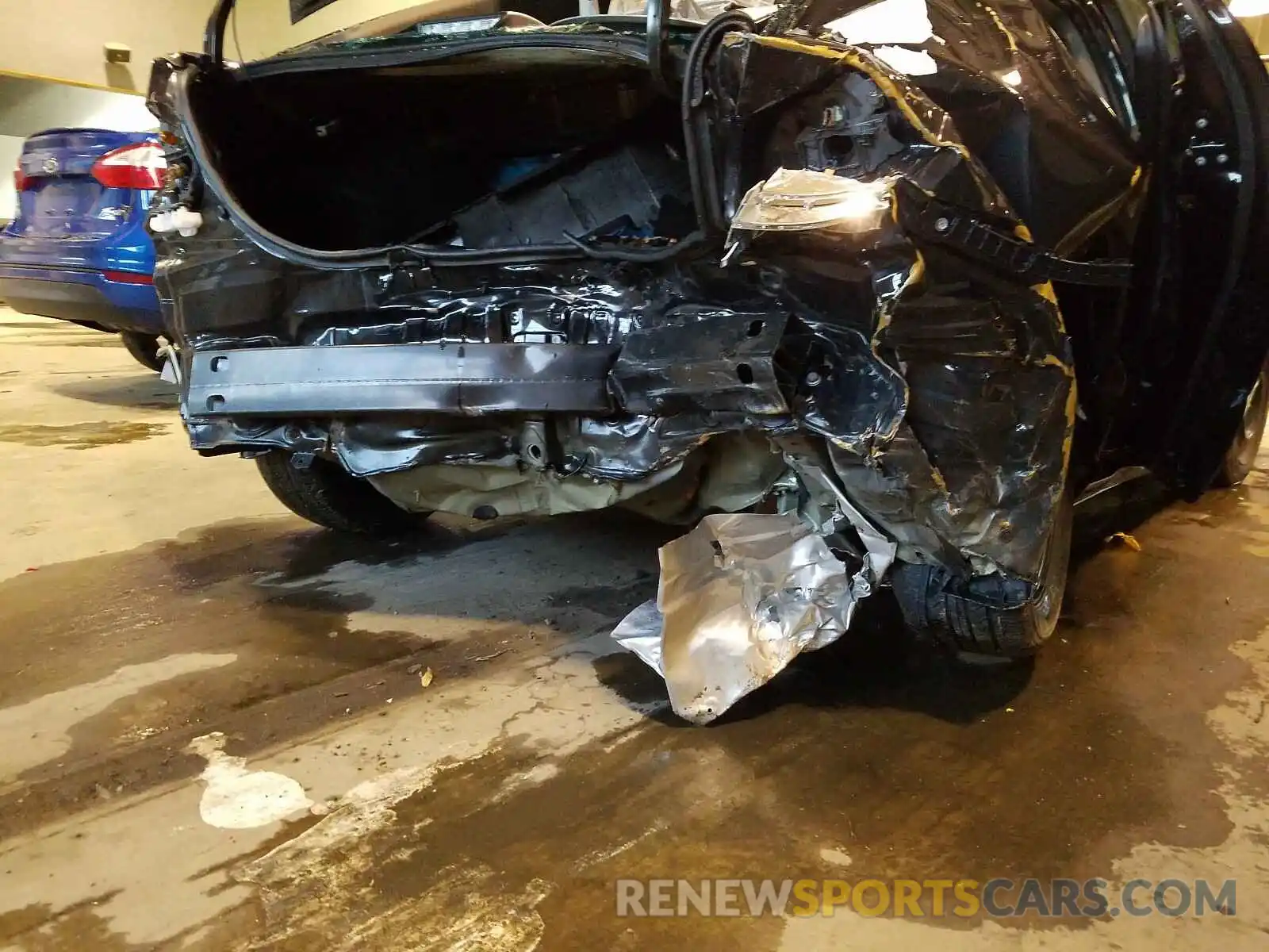 9 Photograph of a damaged car 2T1BURHE0KC236075 TOYOTA COROLLA 2019