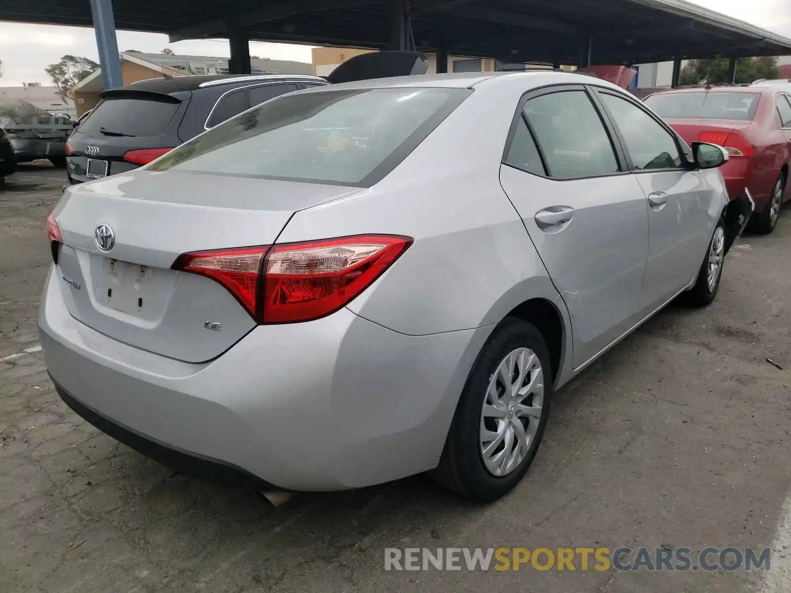 4 Photograph of a damaged car 2T1BURHE0KC236254 TOYOTA COROLLA 2019