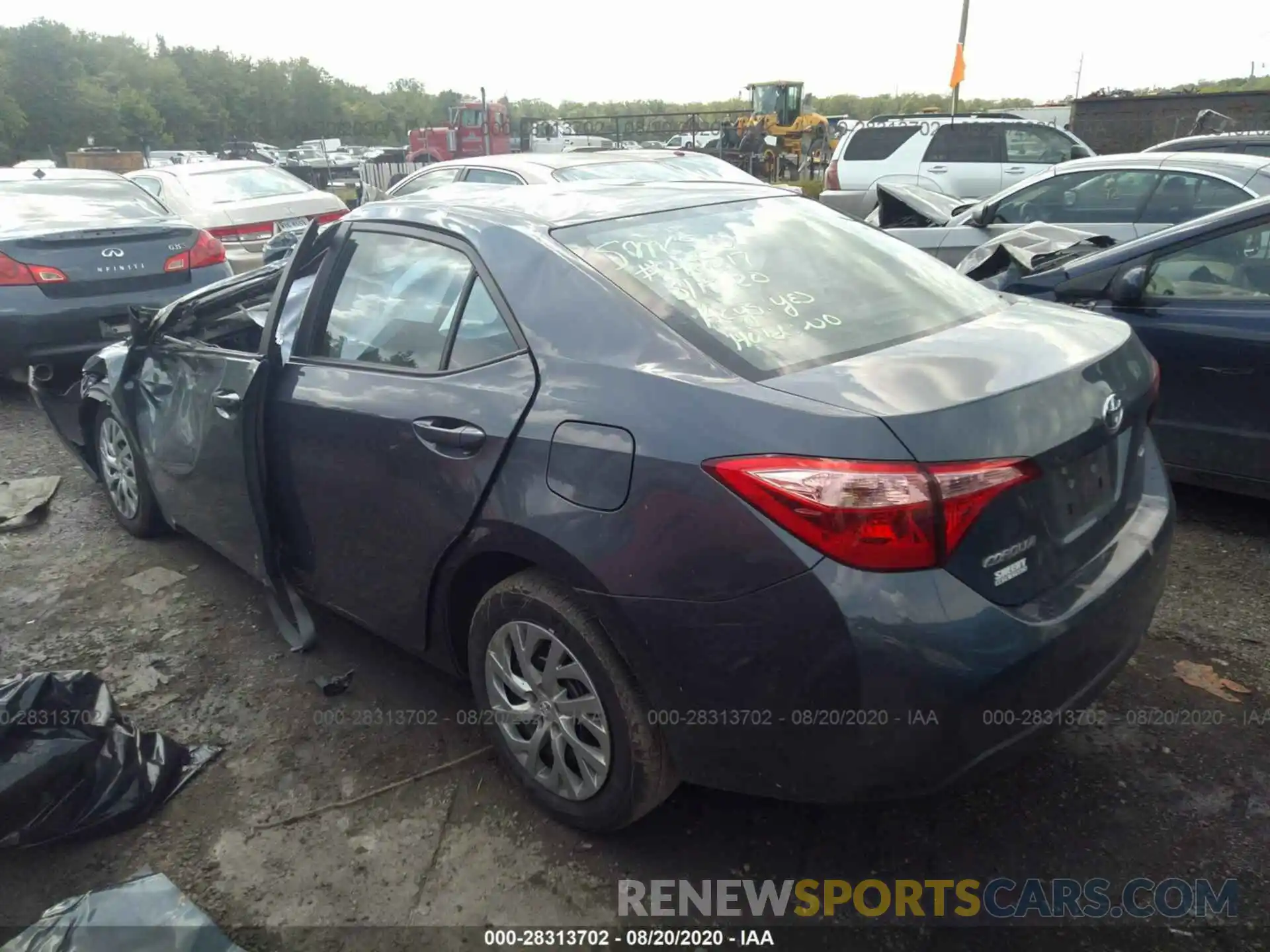 3 Photograph of a damaged car 2T1BURHE0KC237338 TOYOTA COROLLA 2019