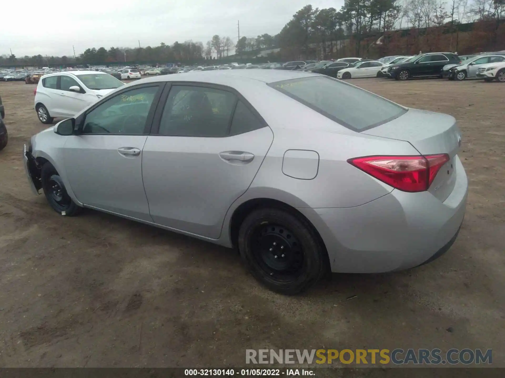 3 Photograph of a damaged car 2T1BURHE0KC237873 TOYOTA COROLLA 2019