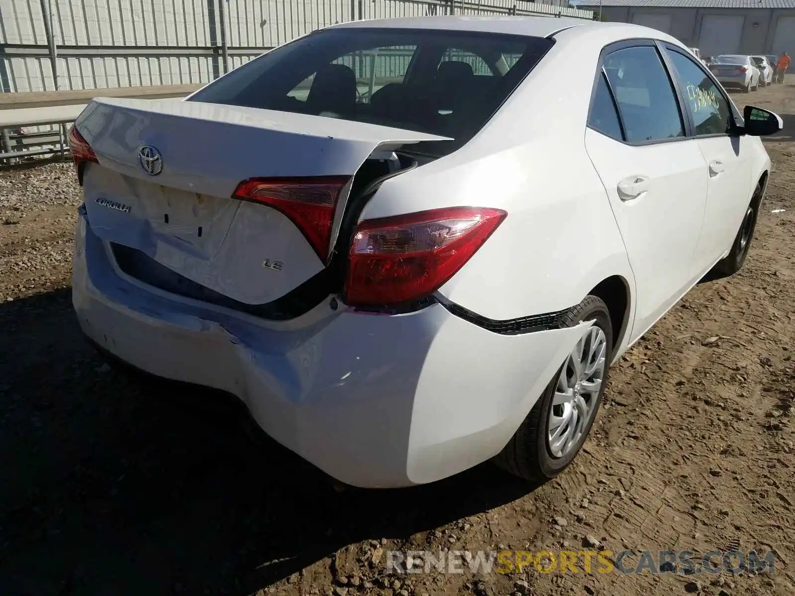 4 Photograph of a damaged car 2T1BURHE0KC237923 TOYOTA COROLLA 2019