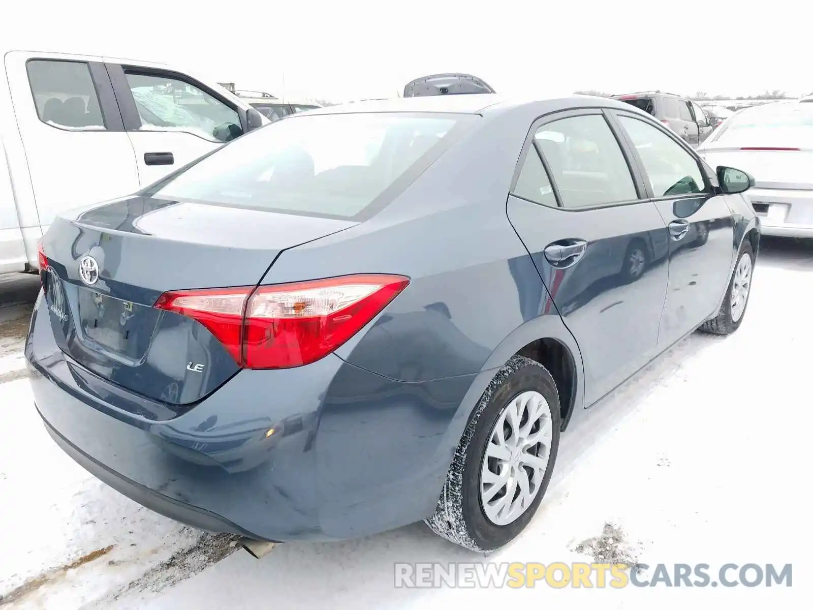 4 Photograph of a damaged car 2T1BURHE0KC238330 TOYOTA COROLLA 2019