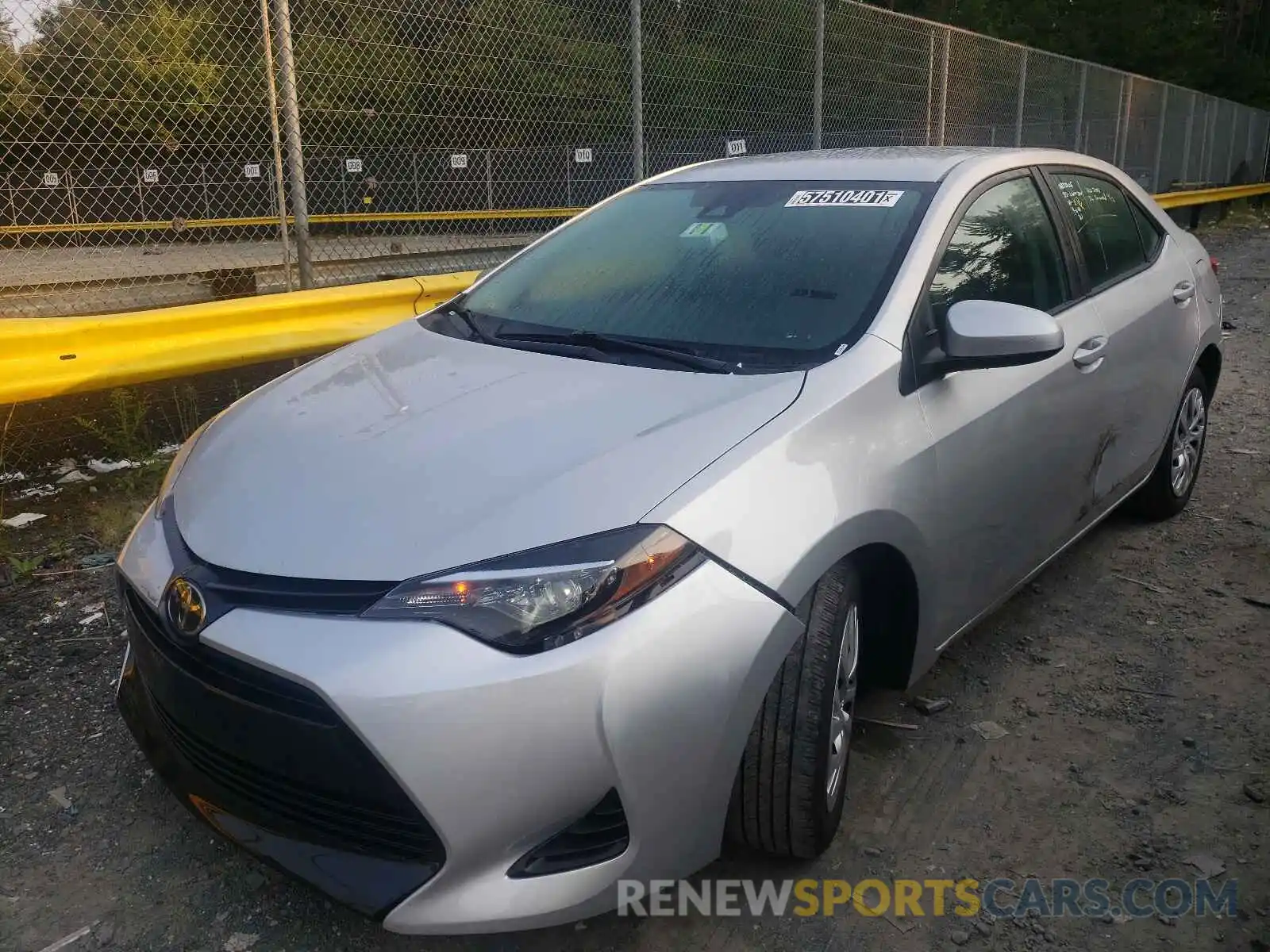 2 Photograph of a damaged car 2T1BURHE0KC238649 TOYOTA COROLLA 2019