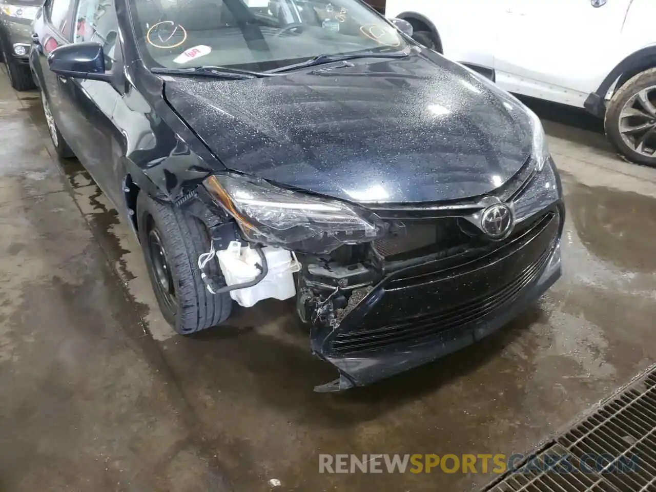 9 Photograph of a damaged car 2T1BURHE0KC238764 TOYOTA COROLLA 2019