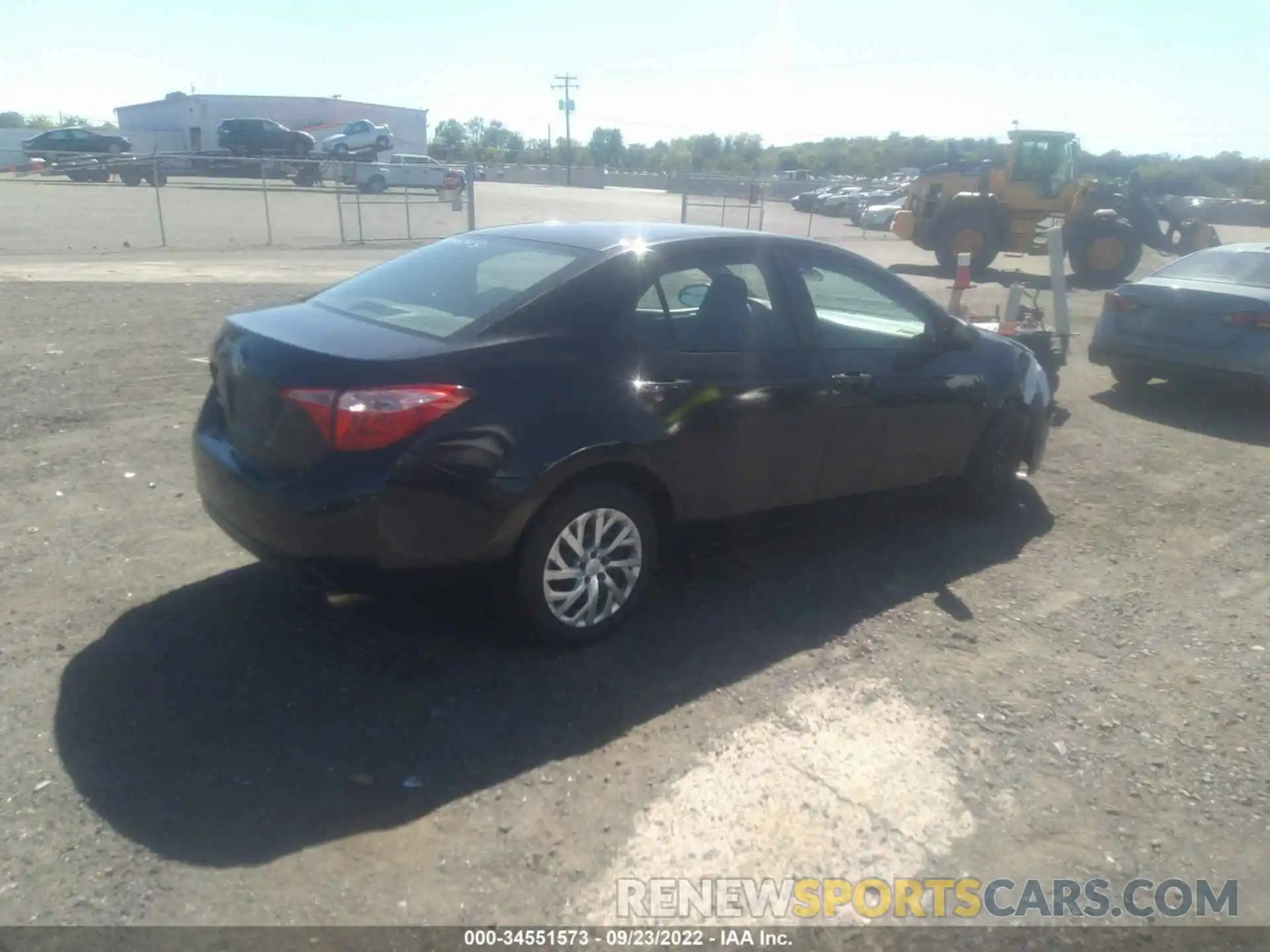 4 Photograph of a damaged car 2T1BURHE0KC239557 TOYOTA COROLLA 2019